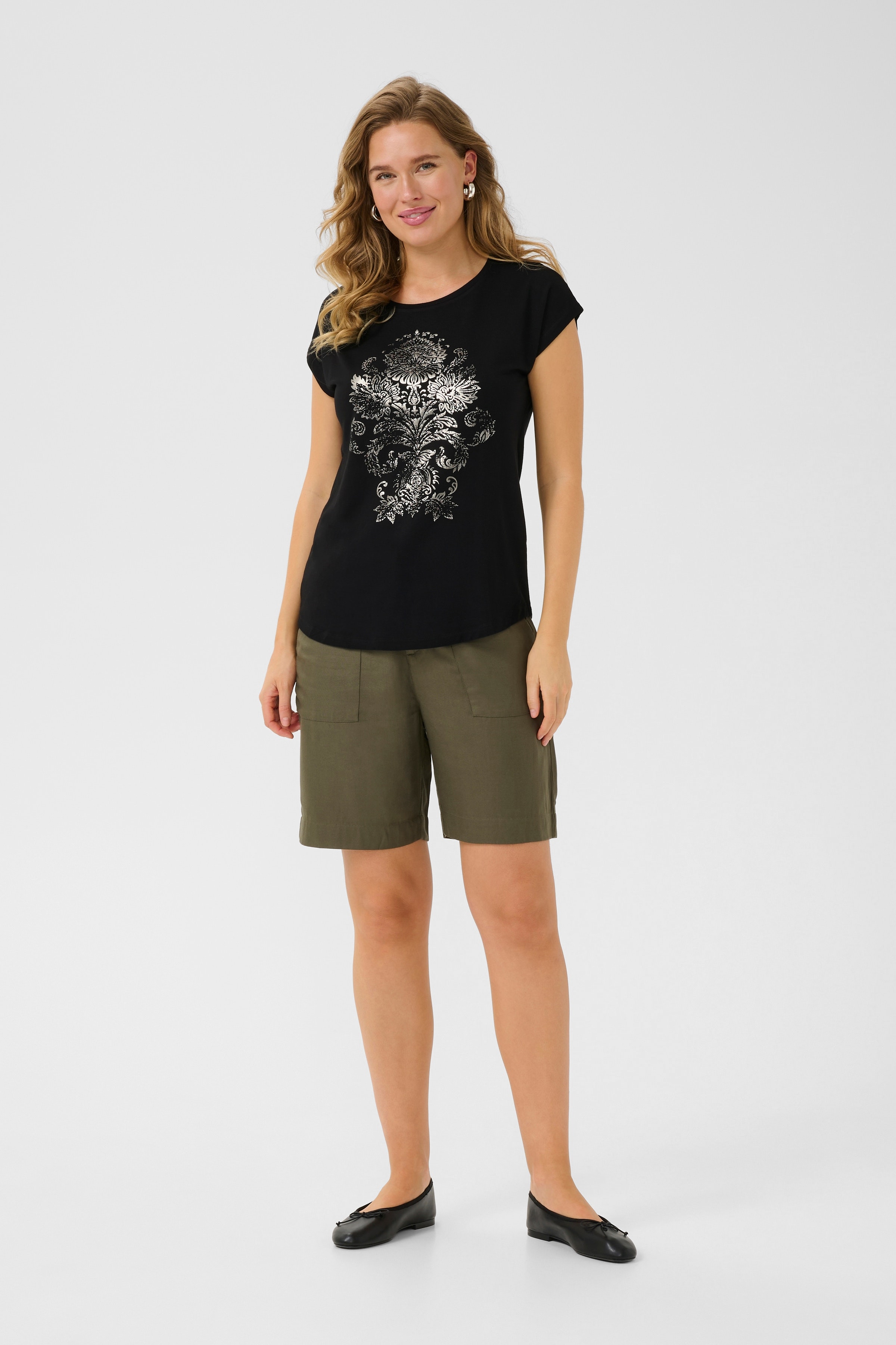 BPally T-shirt LOOKBOOK FRONT 10590907-100121B