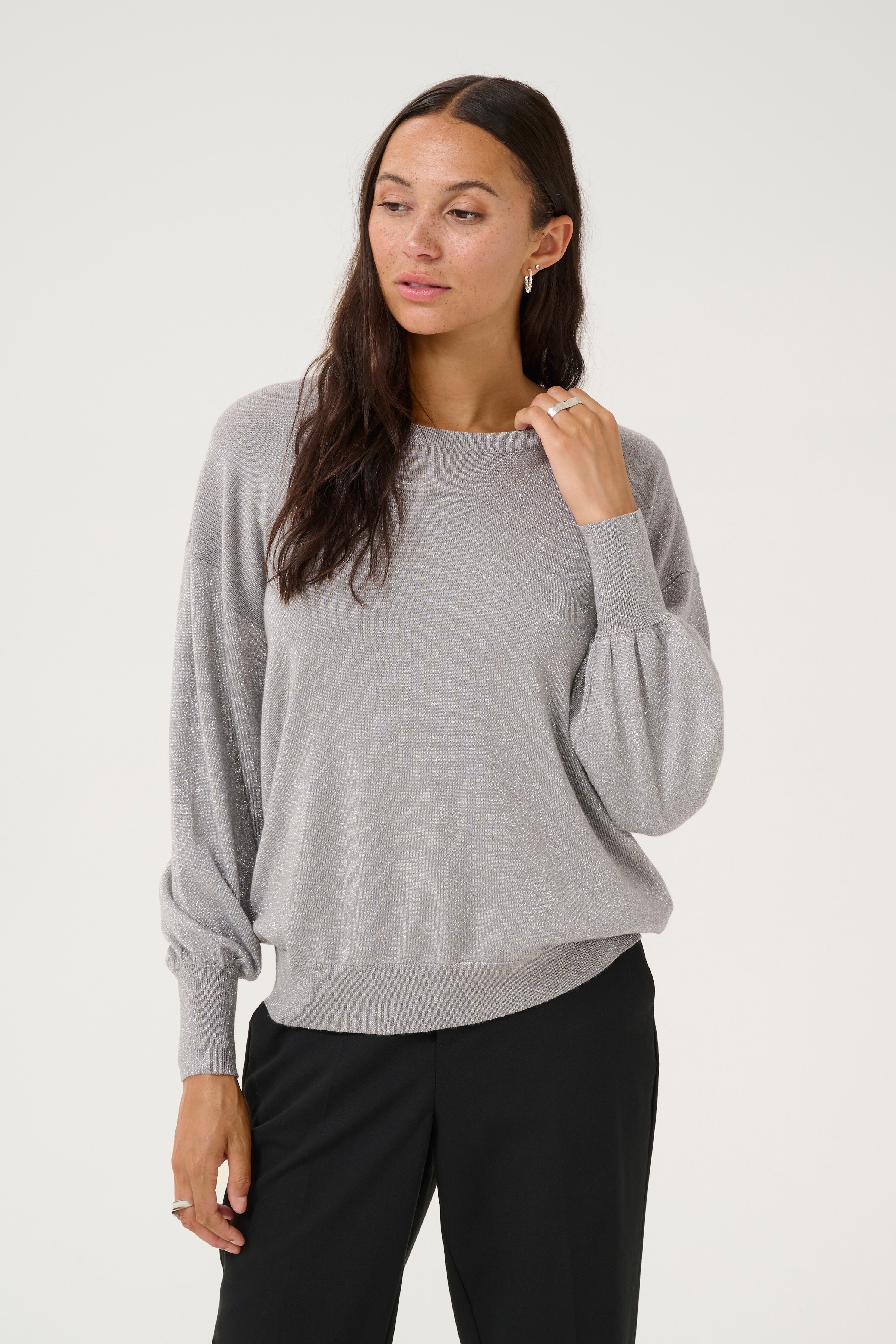 KAregina Glimmerpullover LOOKBOOK FRONT 10507977-106667