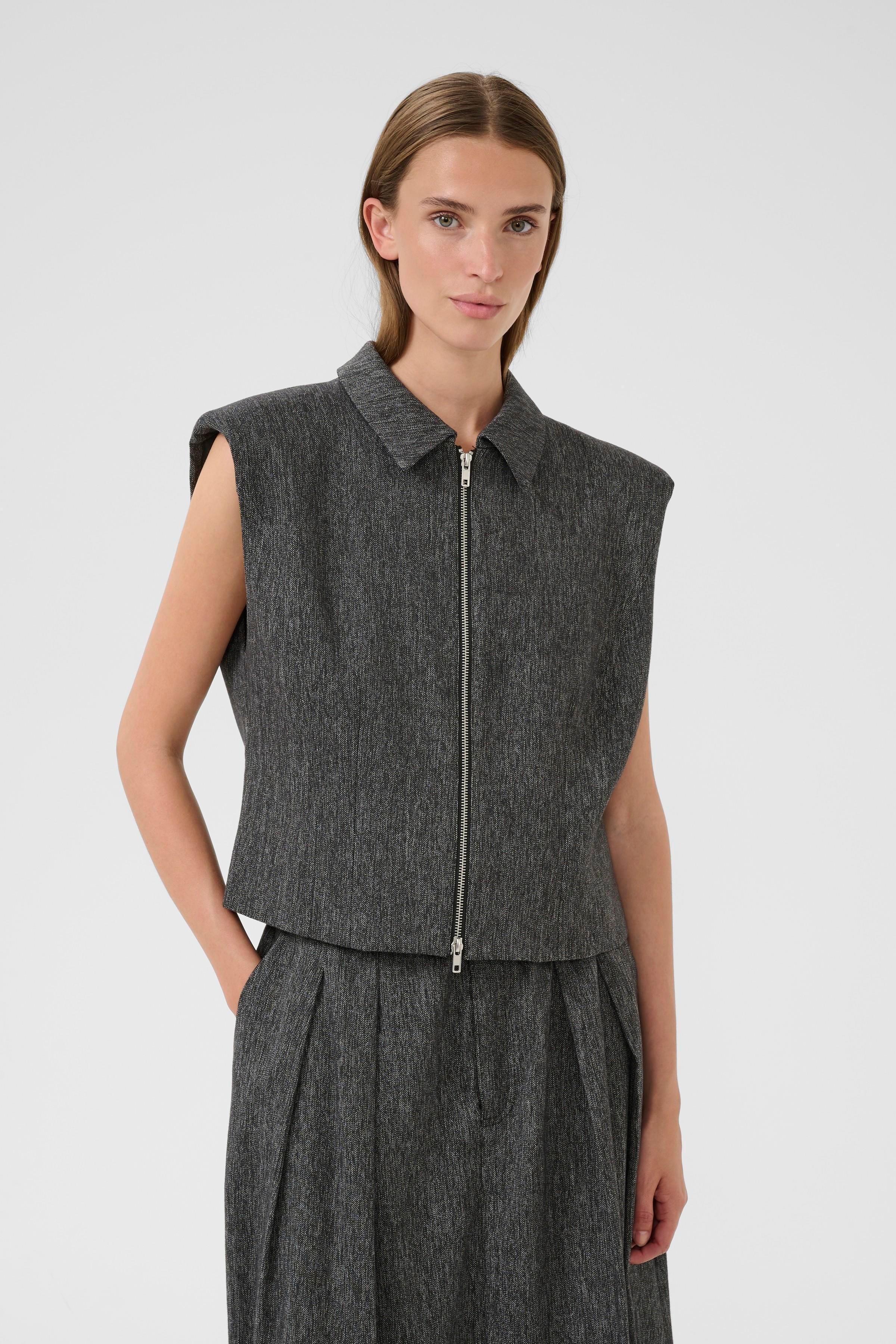 KBBlair Väst LOOKBOOK FRONT 10105600-194008