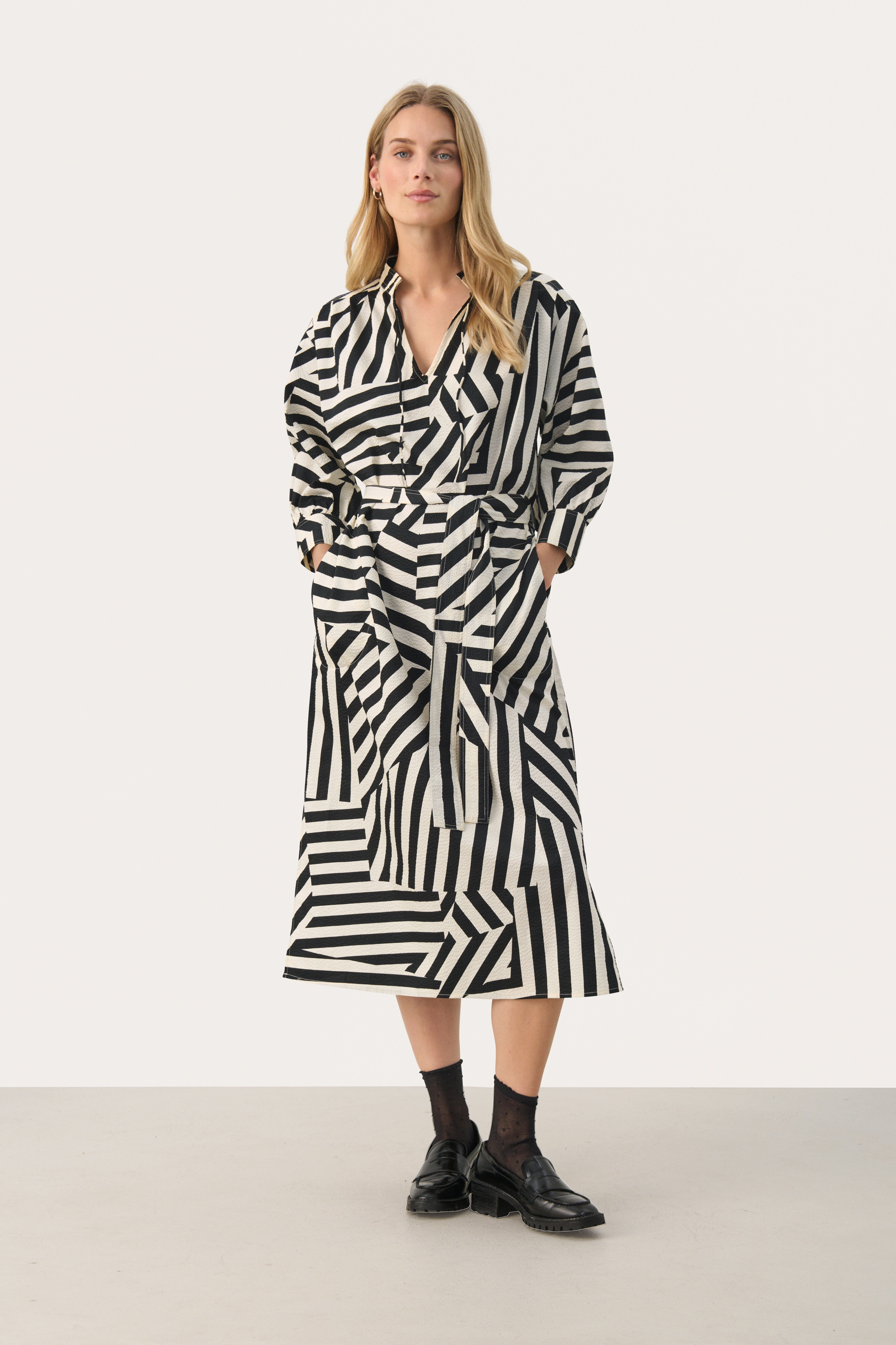 EnaPW Klänning LOOKBOOK FRONT 30309593-302748