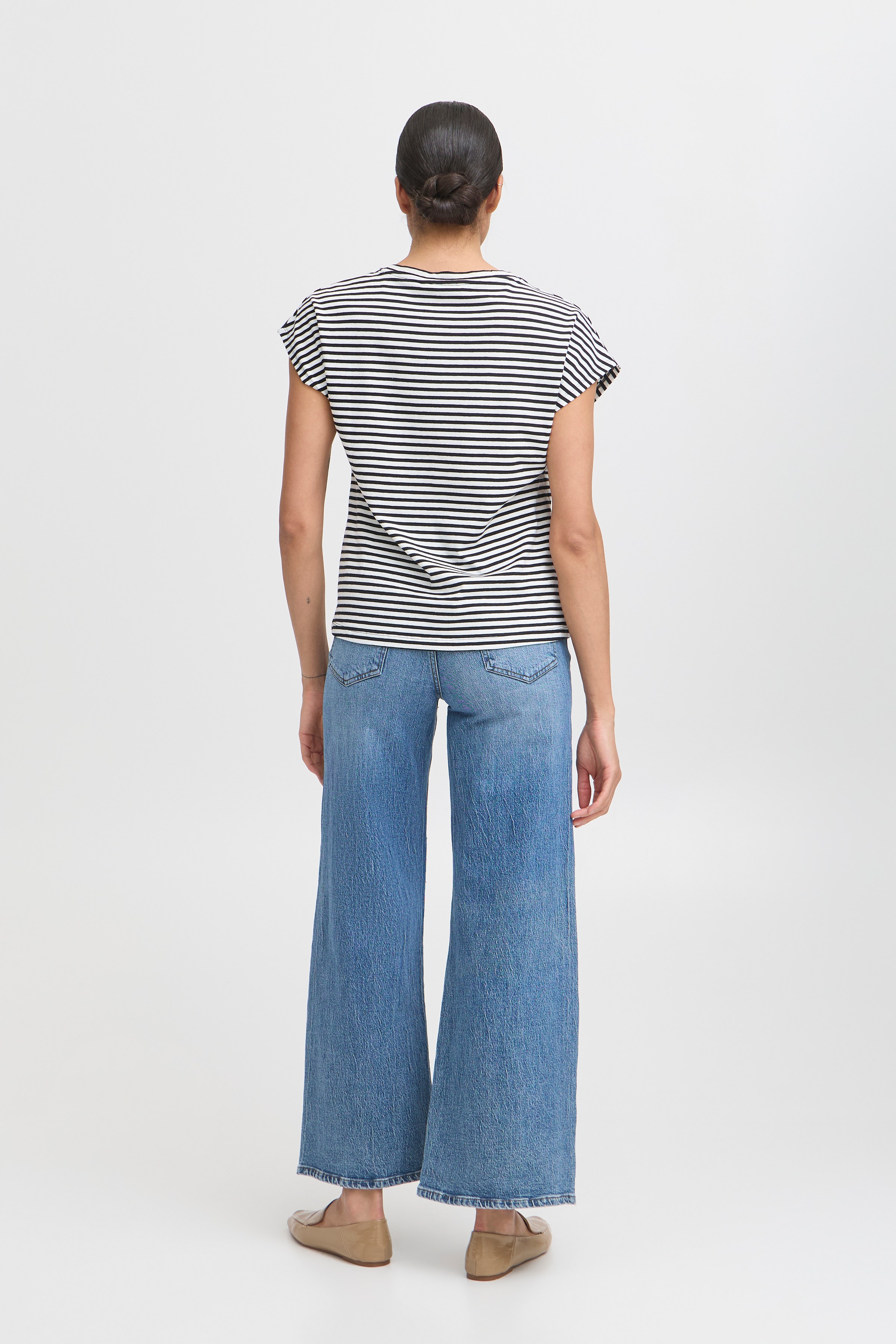 BYPANDINNA T-shirt LOOKBOOK BACK 20816853-204753