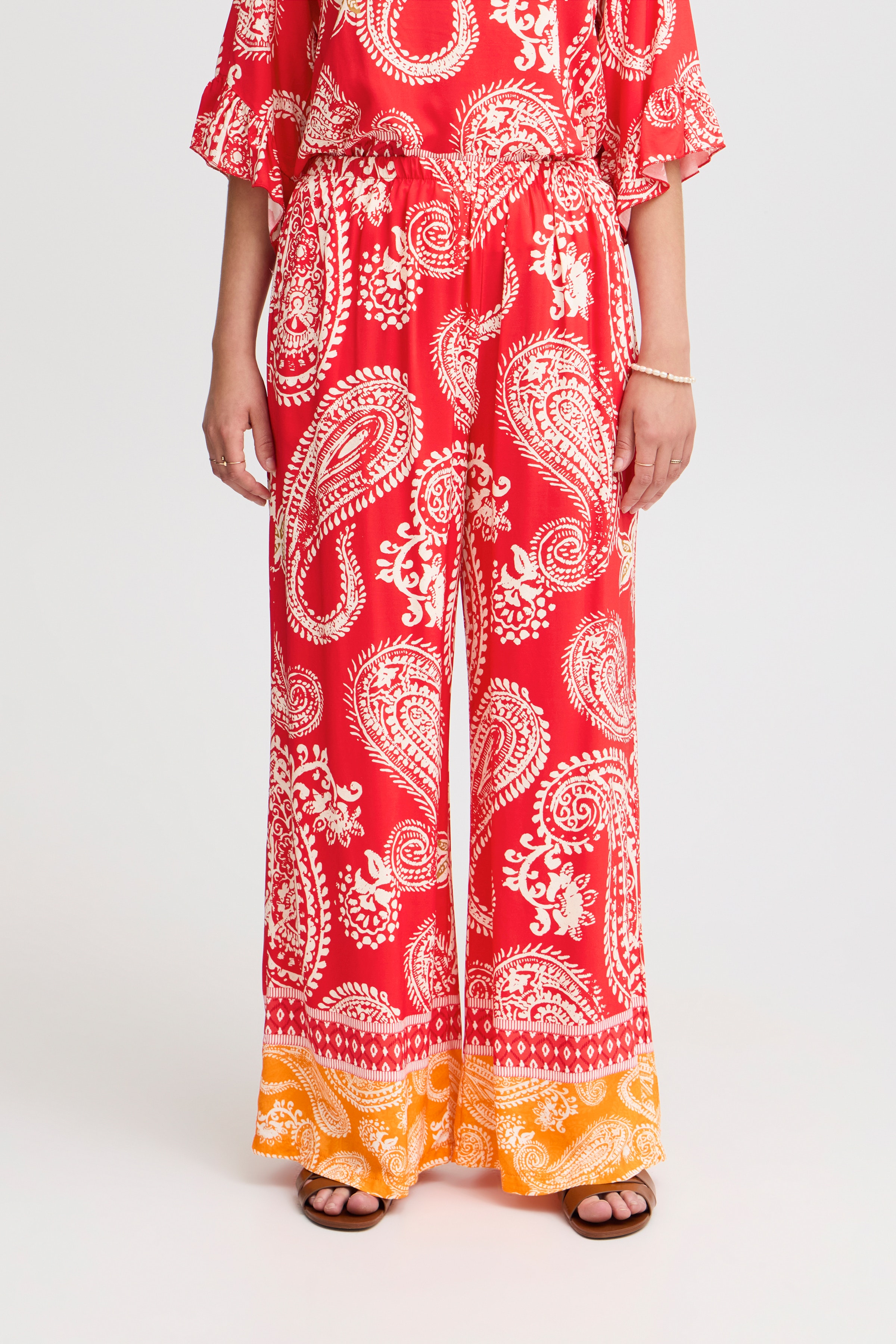 SBGALA Byxor LOOKBOOK FRONT 22100636-171663