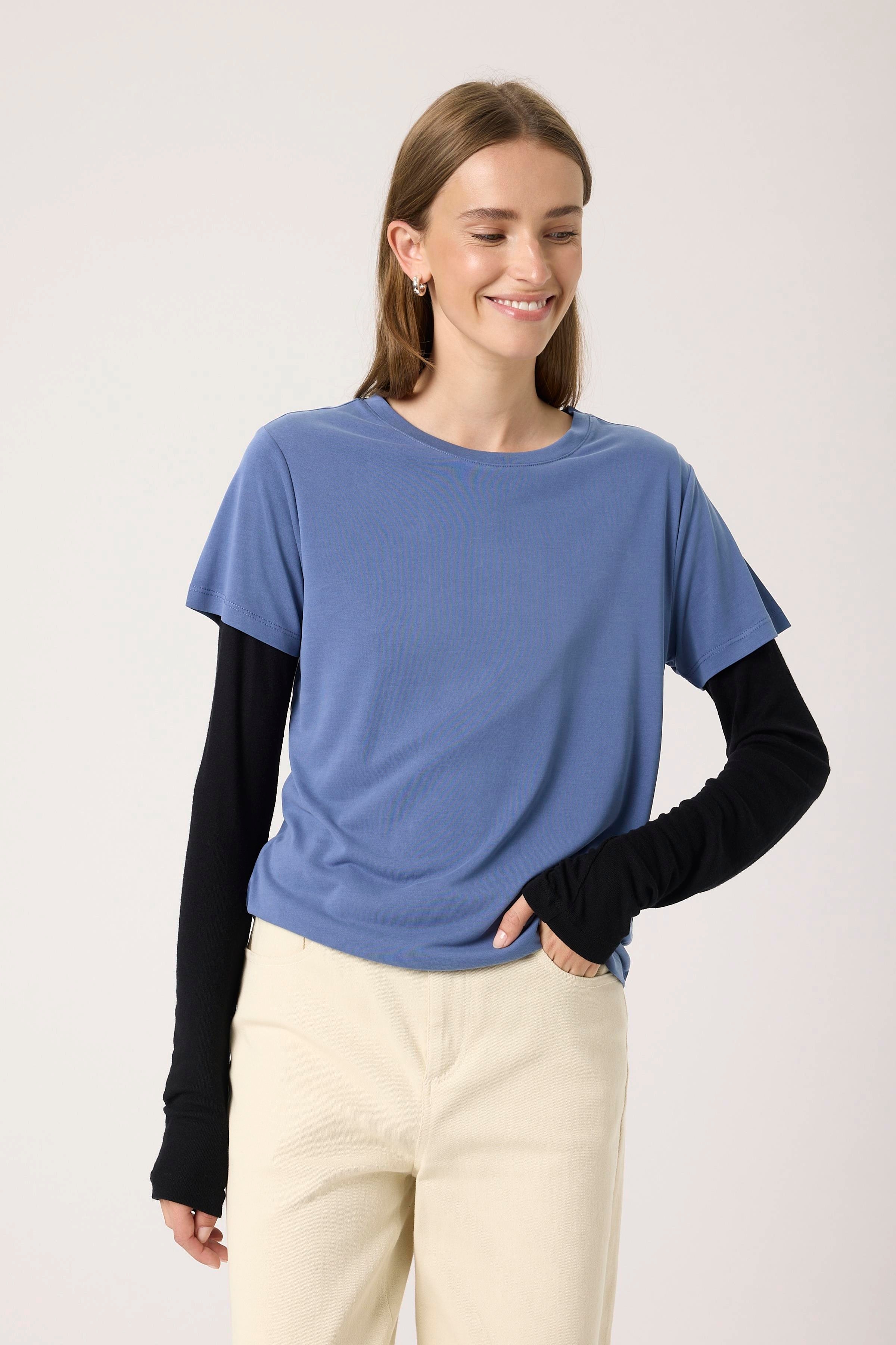 SLColumbine T-shirt LOOKBOOK FRONT 30404678-183921
