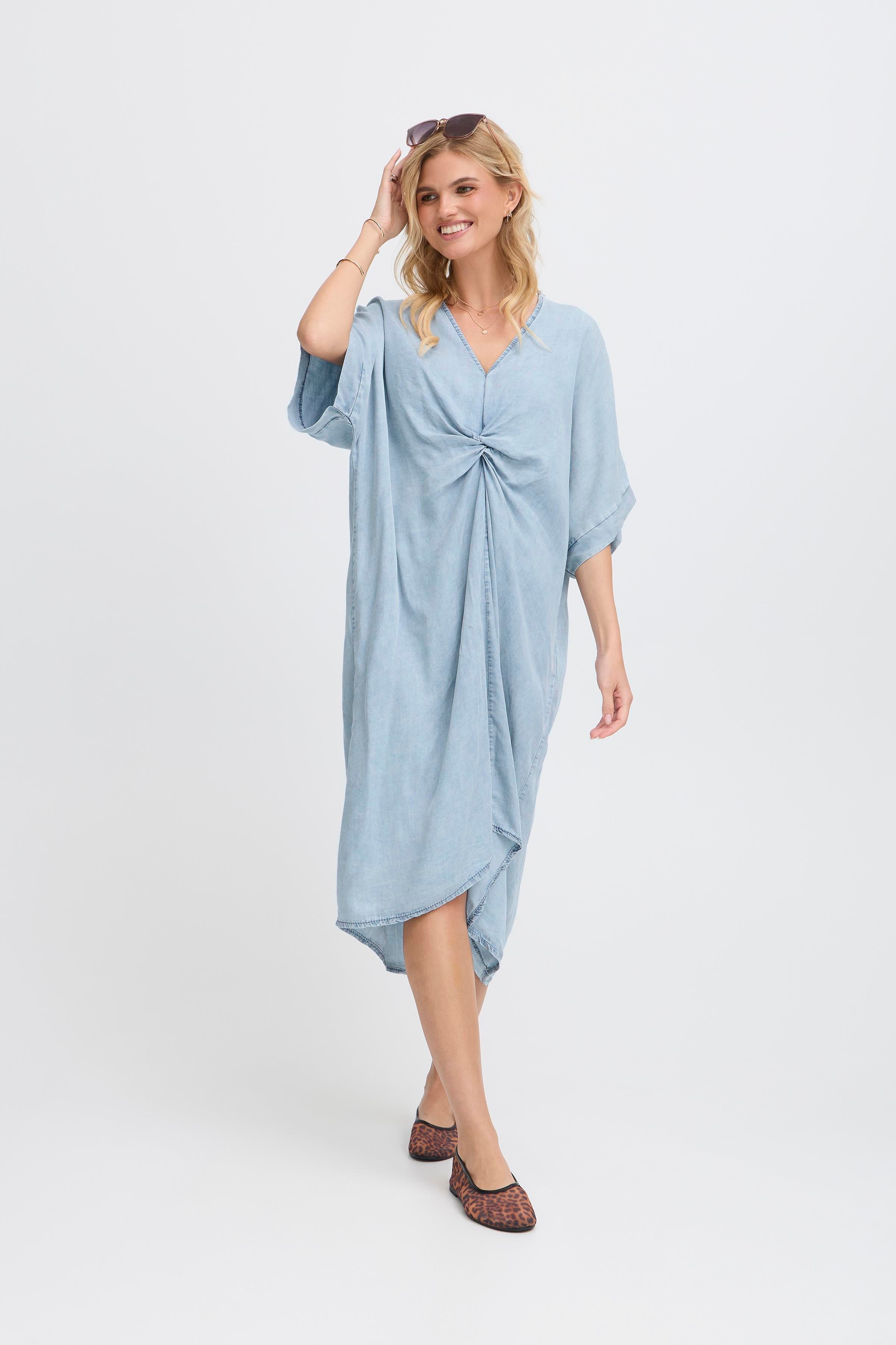 SBKARA Kjole LOOKBOOK FRONT 22100678-203403