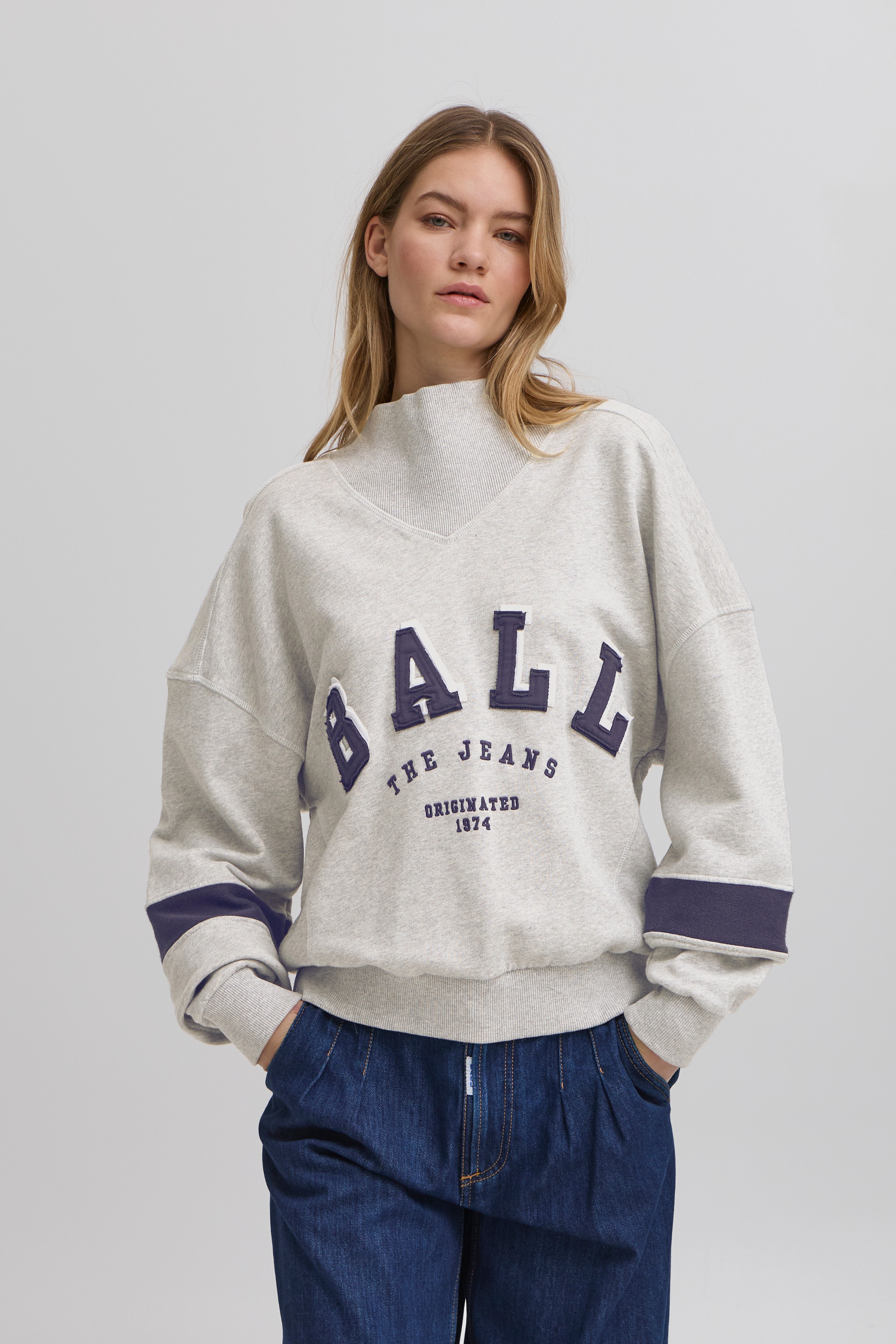 BAFOSSATI Sweatshirt LOOKBOOK FRONT 50405124-204054