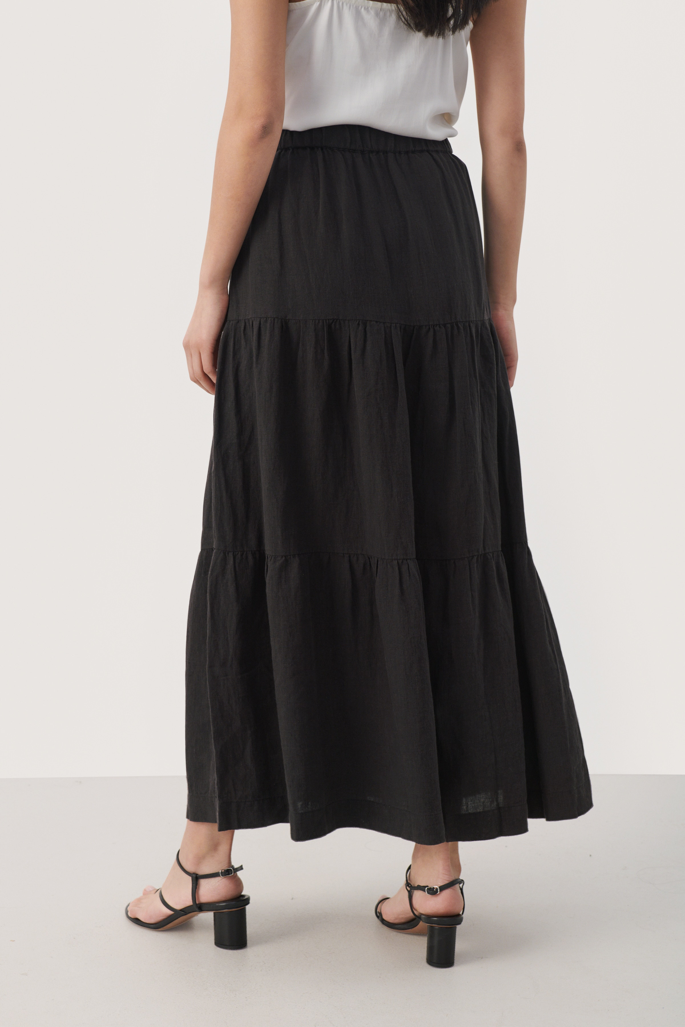 GetiaPW Long skirt LOOKBOOK BACK 30308841-194008