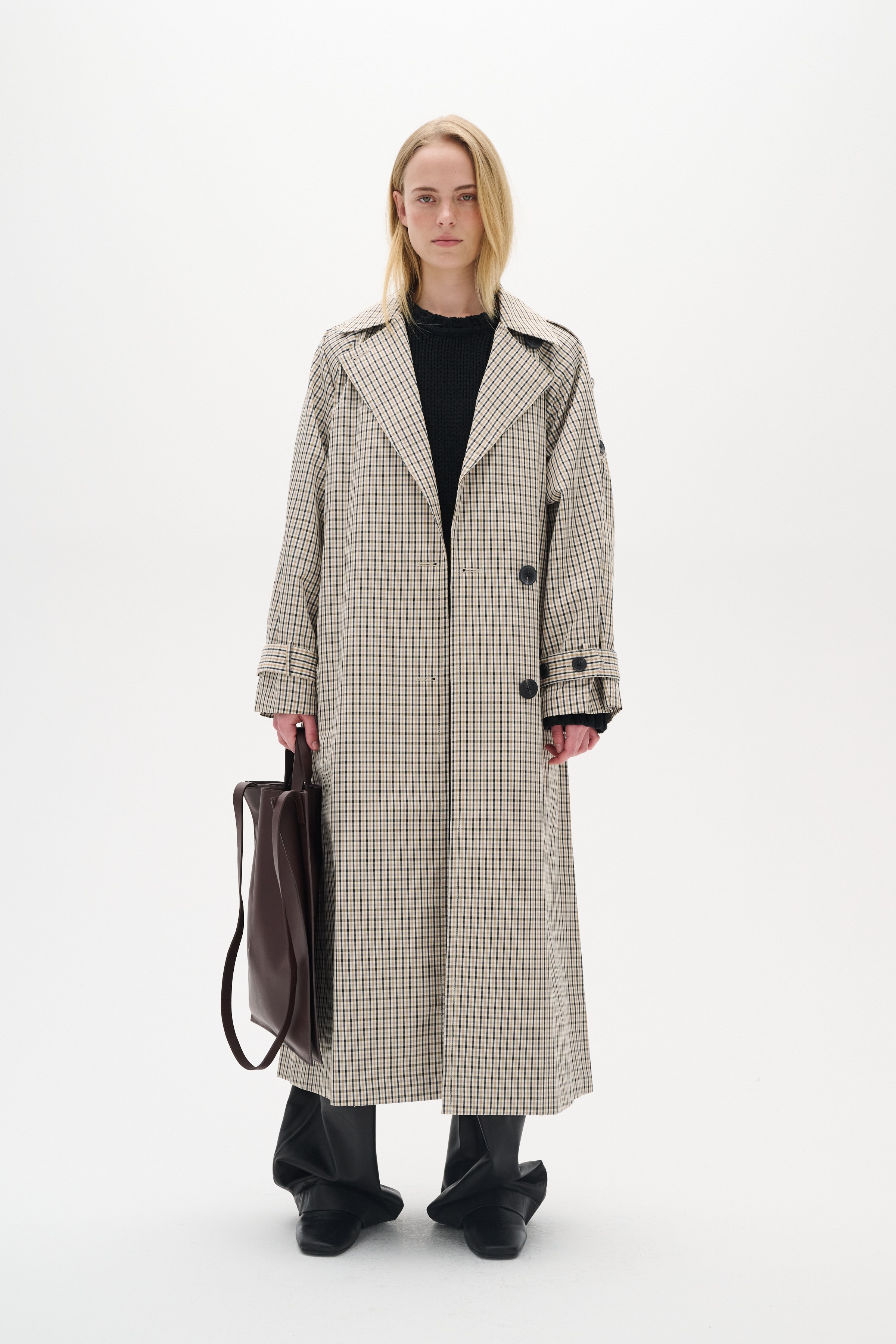 UmayaIW Trenchcoat LOOKBOOK FRONT 30110020-300534