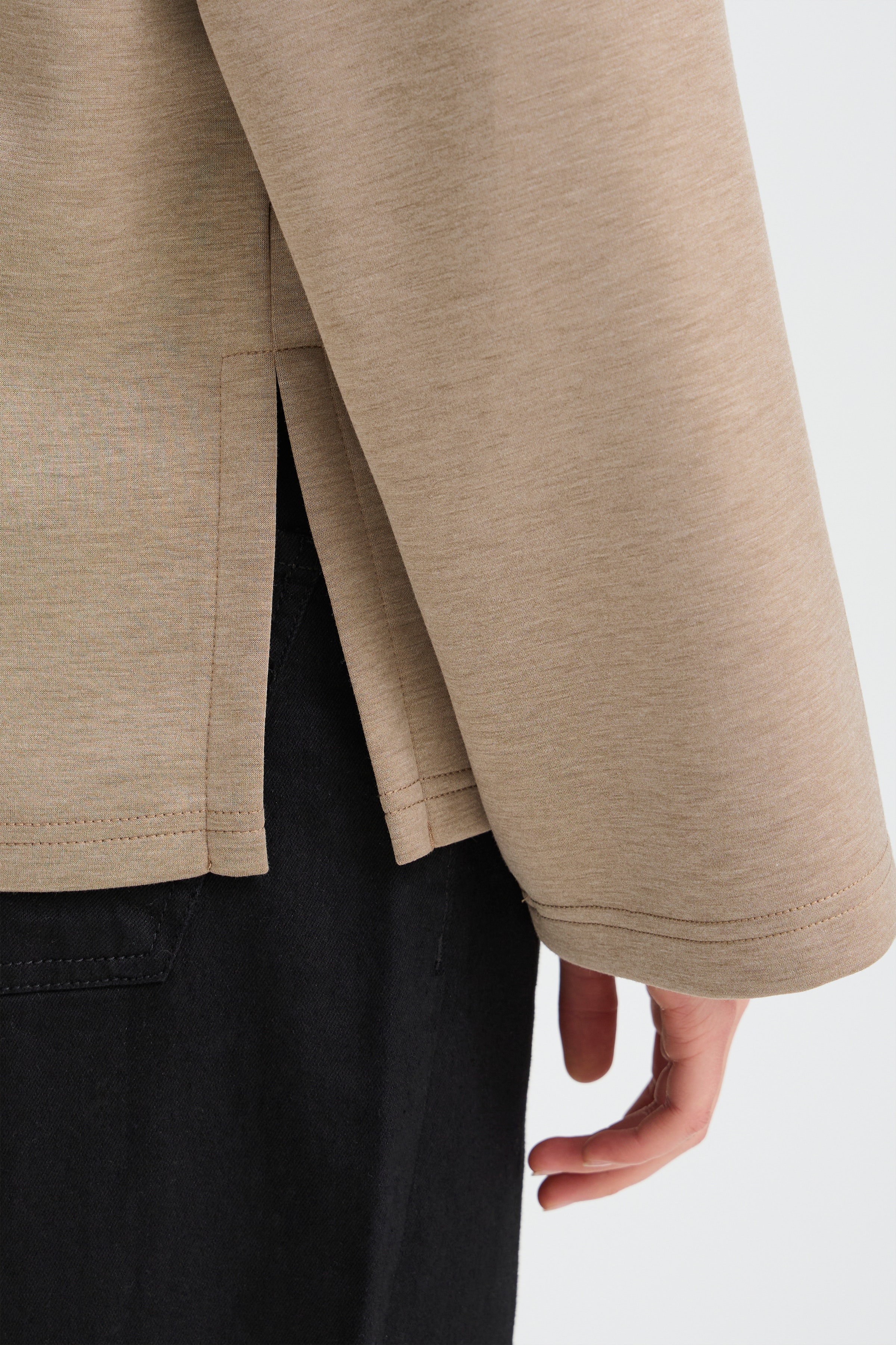 IHKATE T-shirt LOOKBOOK DETAIL 20125119-1713141