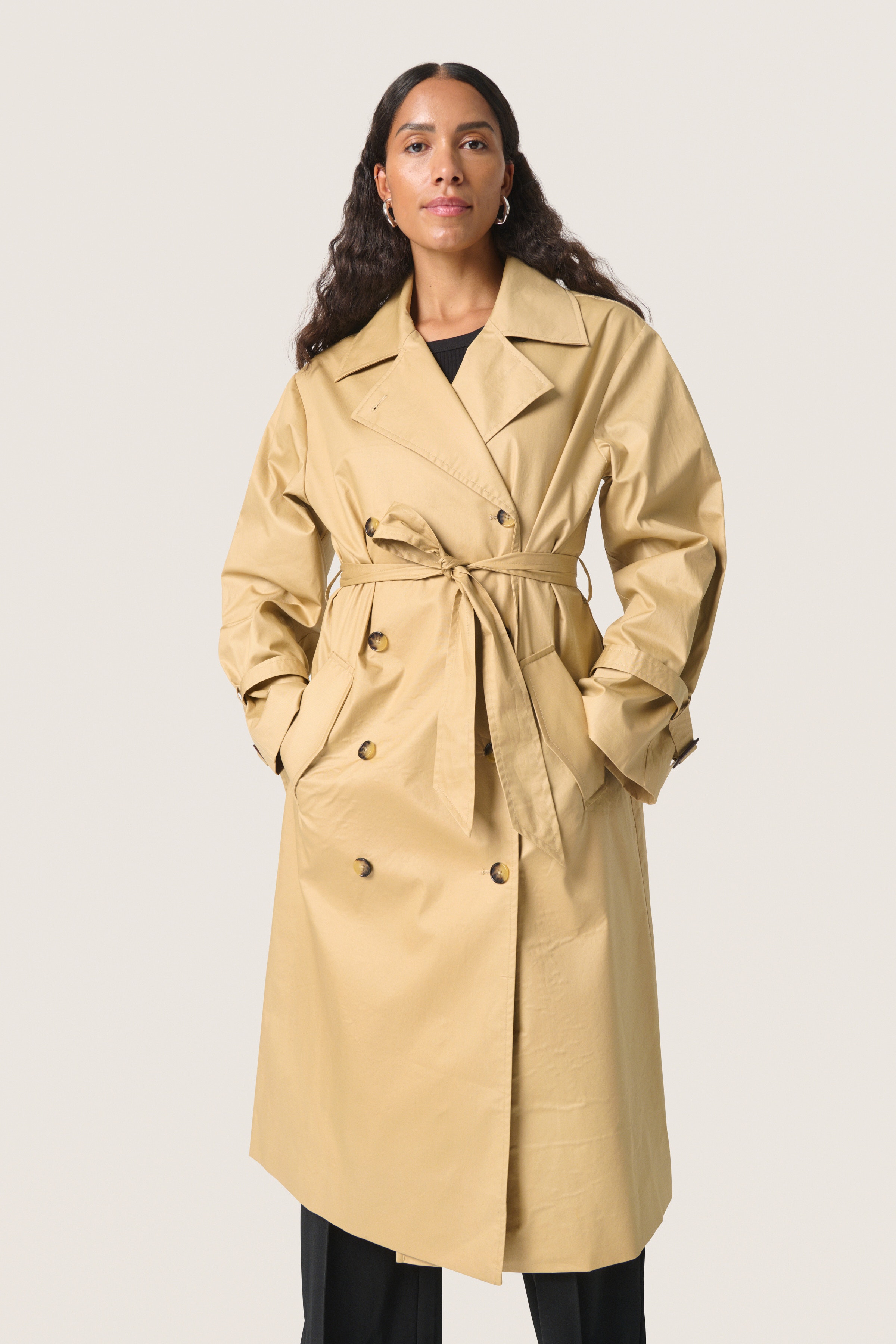 SLFavne Trenchcoat LOOKBOOK FRONT 30408392-160920