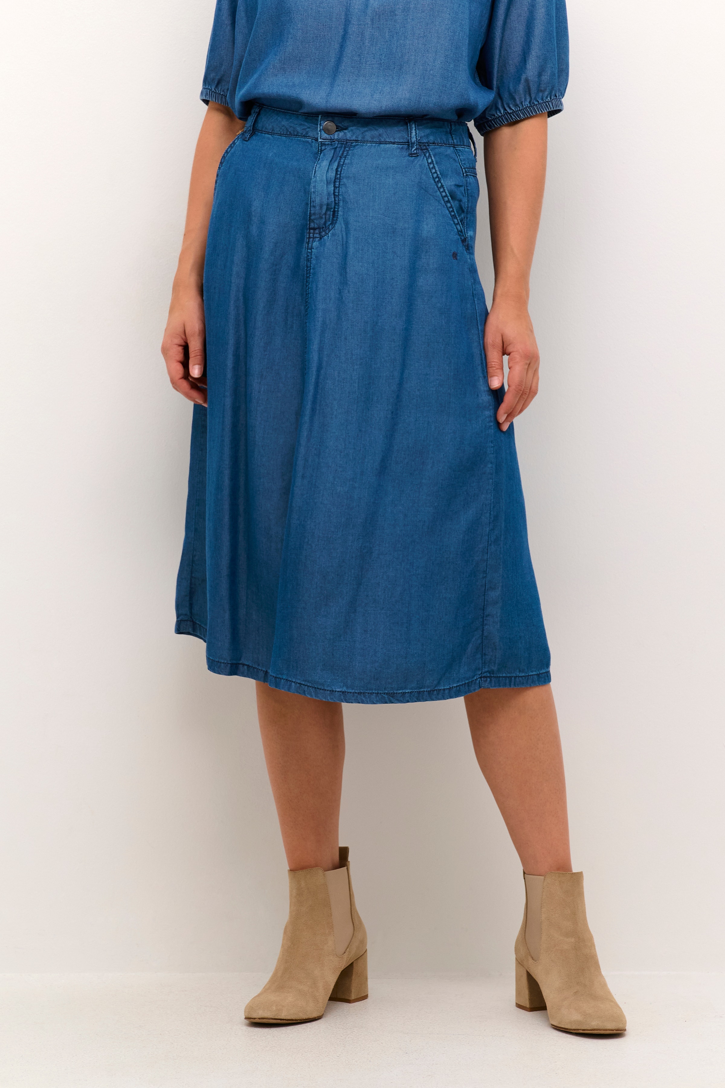 CRMolly Rock LOOKBOOK FRONT 10612285-100938