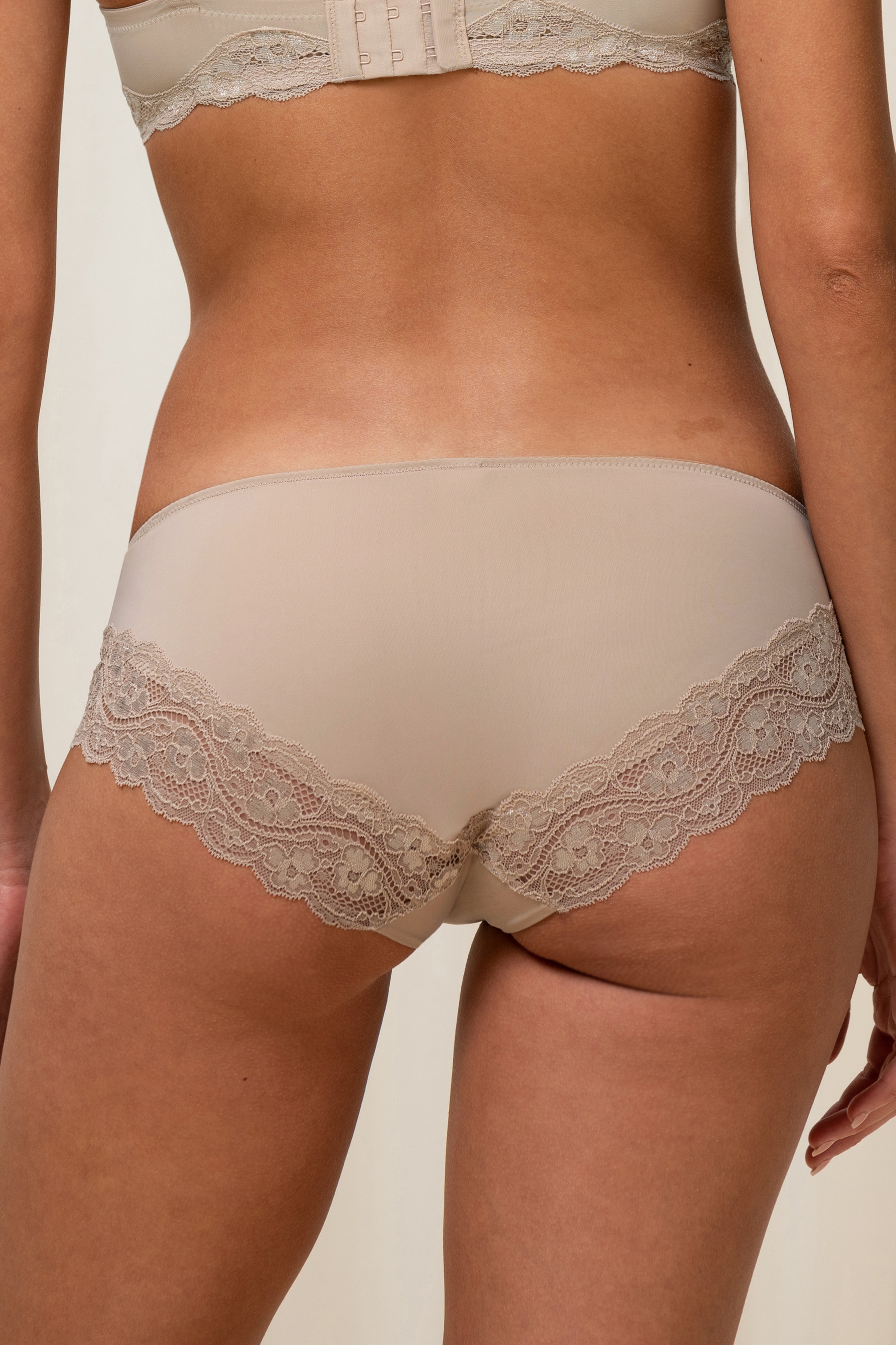 LovelyMicro Trusser LOOKBOOK BACK 40500181-T6106