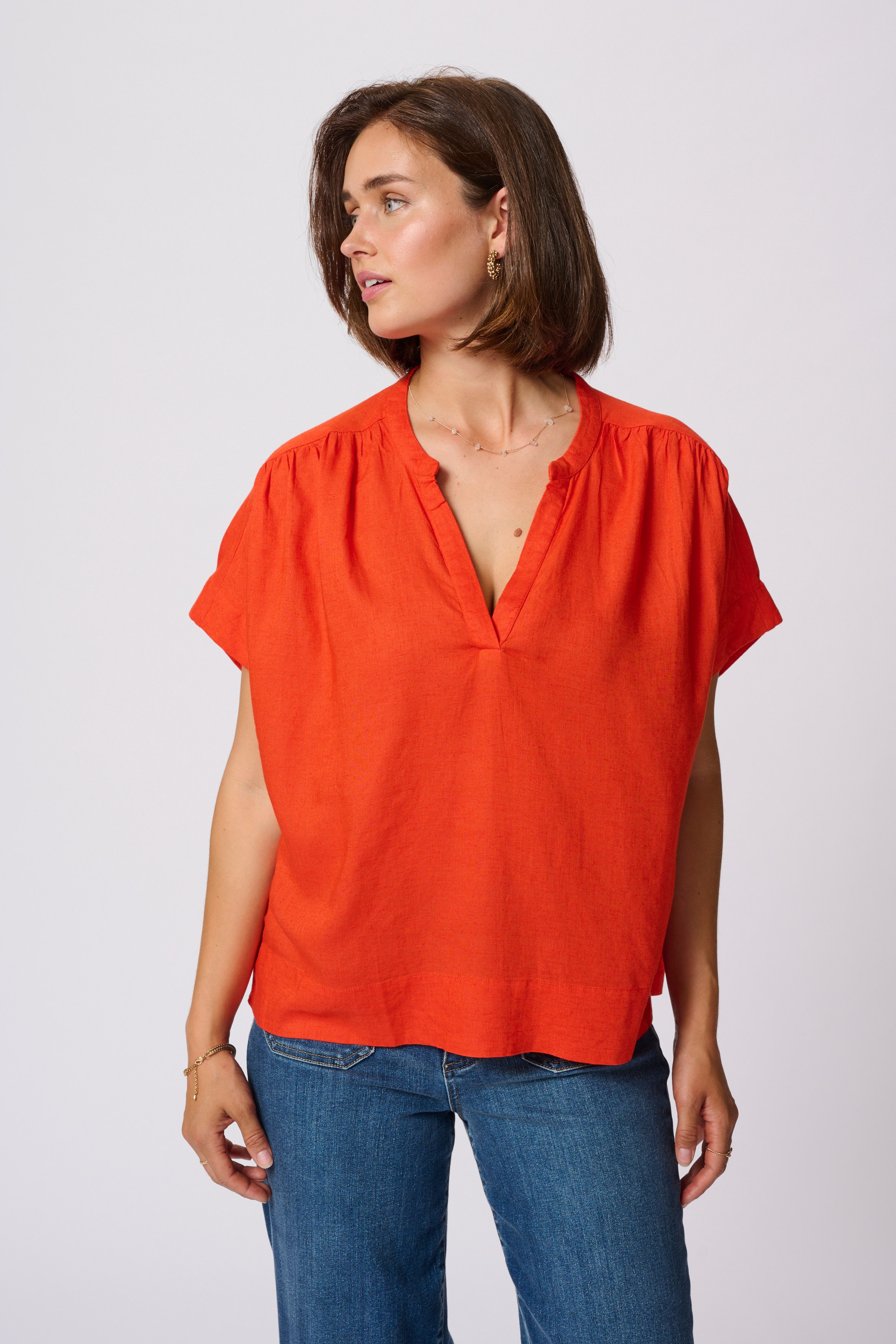 KAmilia Top en Lin LOOKBOOK FRONT 10509670-171558