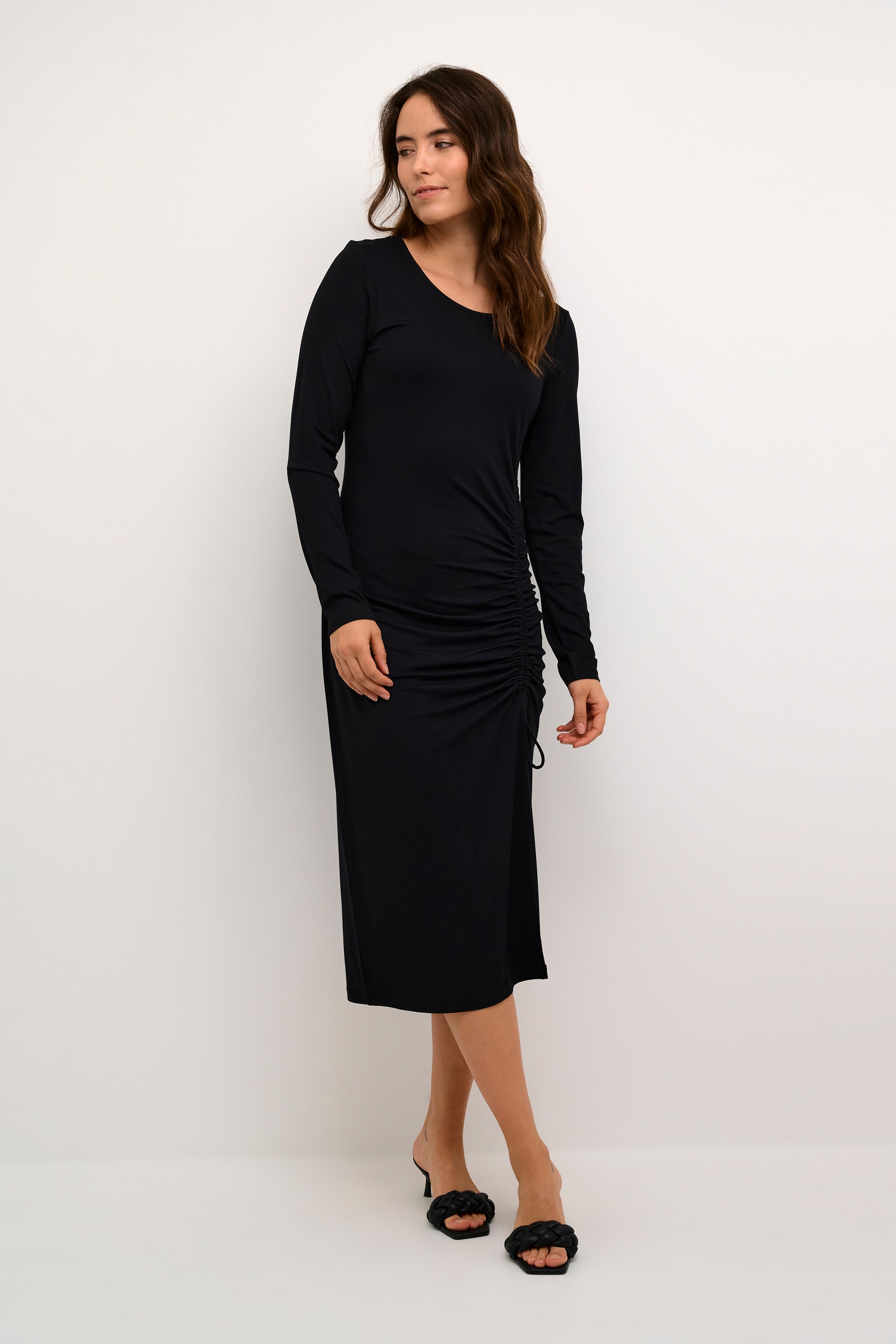 KAbecca Robe LOOKBOOK FRONT 10508889-100121