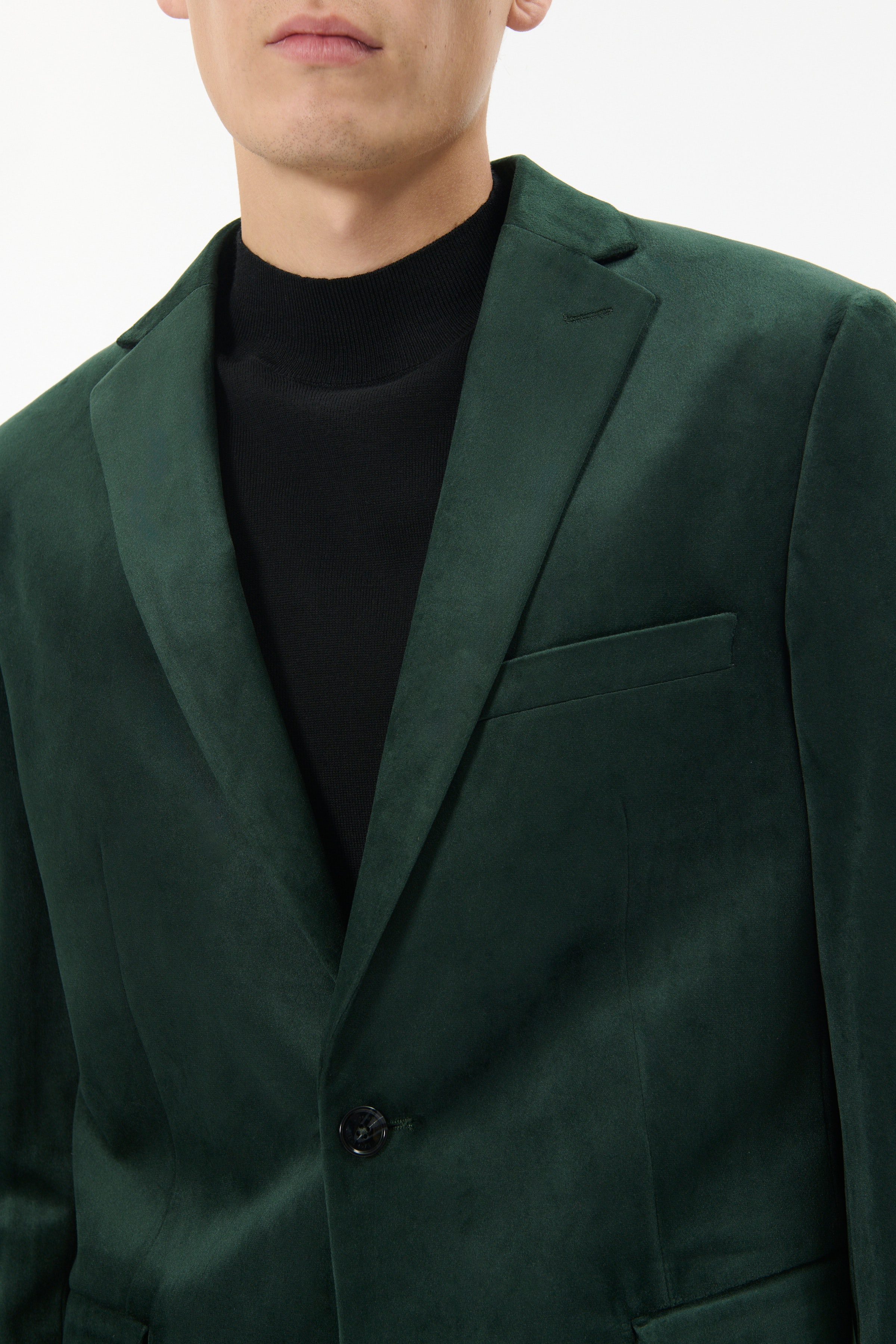 MAgeorge Velour Blazer LOOKBOOK DETAIL 30205027-195350