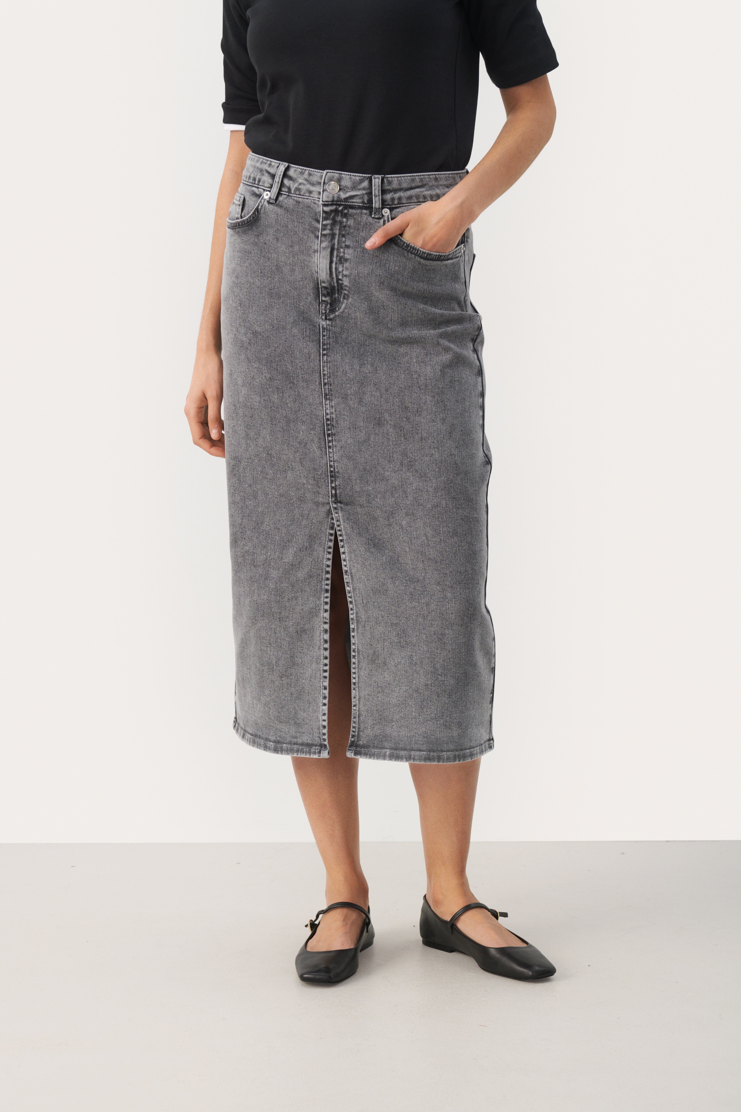 DilinPW Long denim skirt LOOKBOOK FRONT 30309133-300150