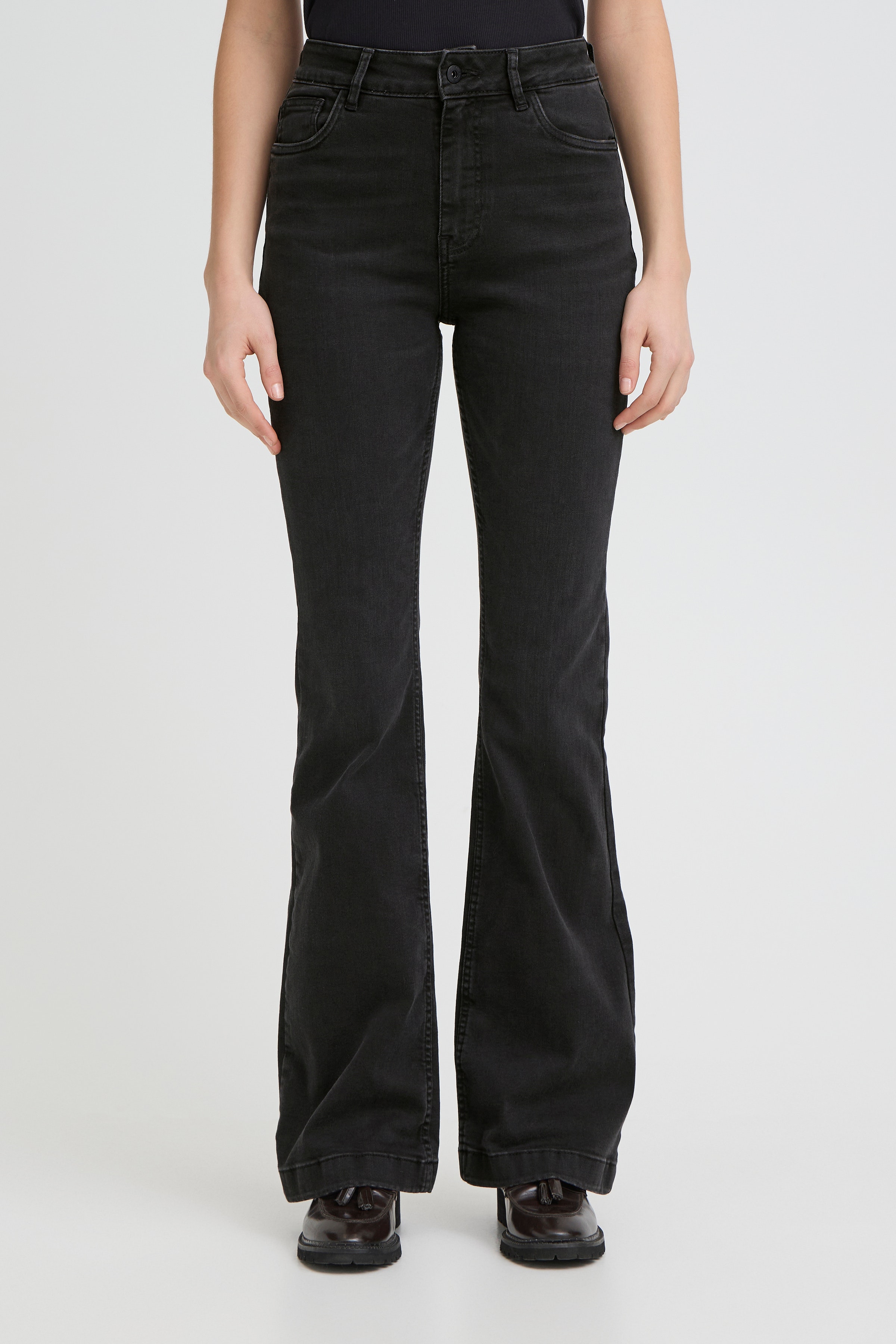 PZBECCA UHW Bootcut Leg LOOKBOOK FRONT 50207285-200004