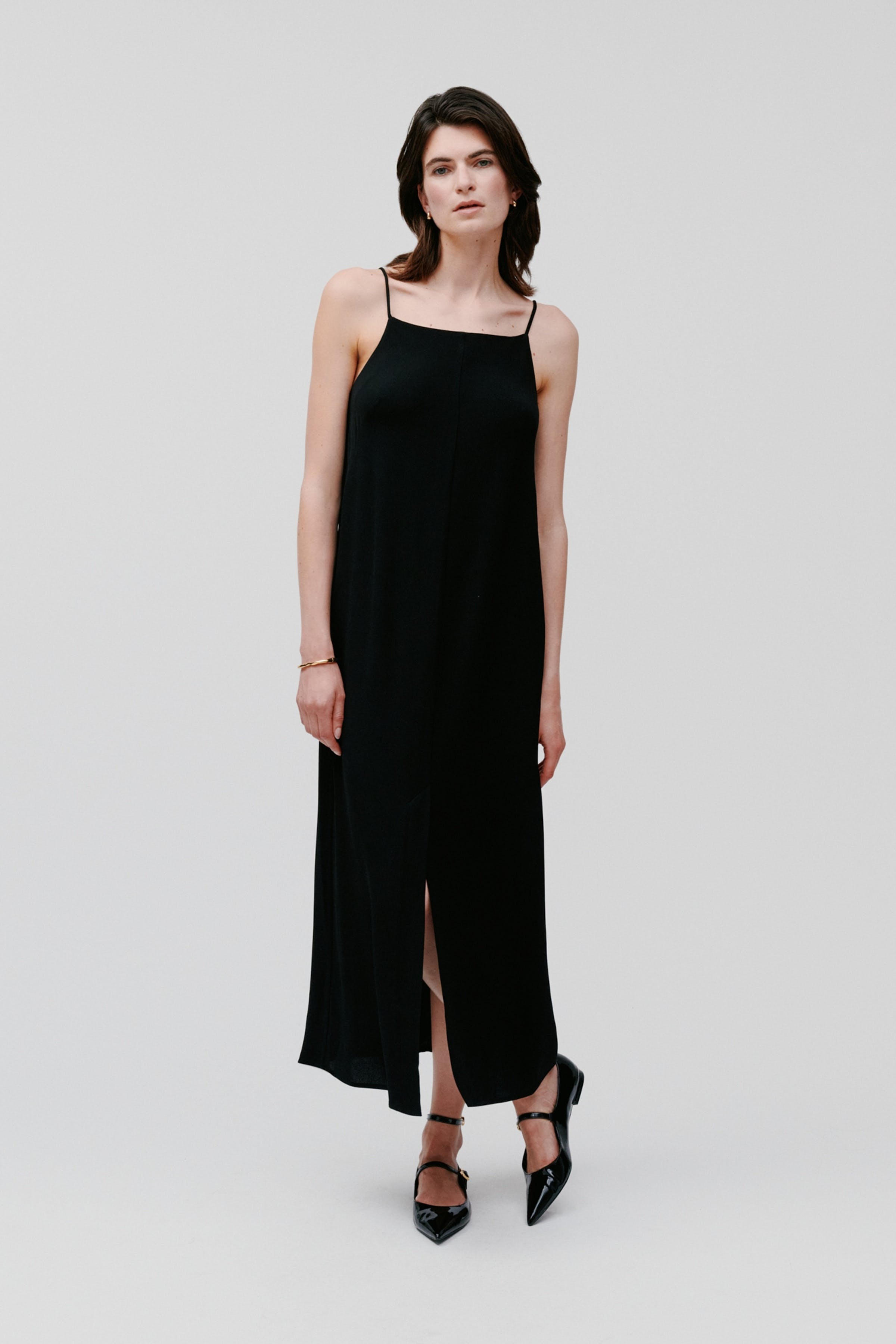 Nava Kjole LOOKBOOK FRONT 30600660-BK999