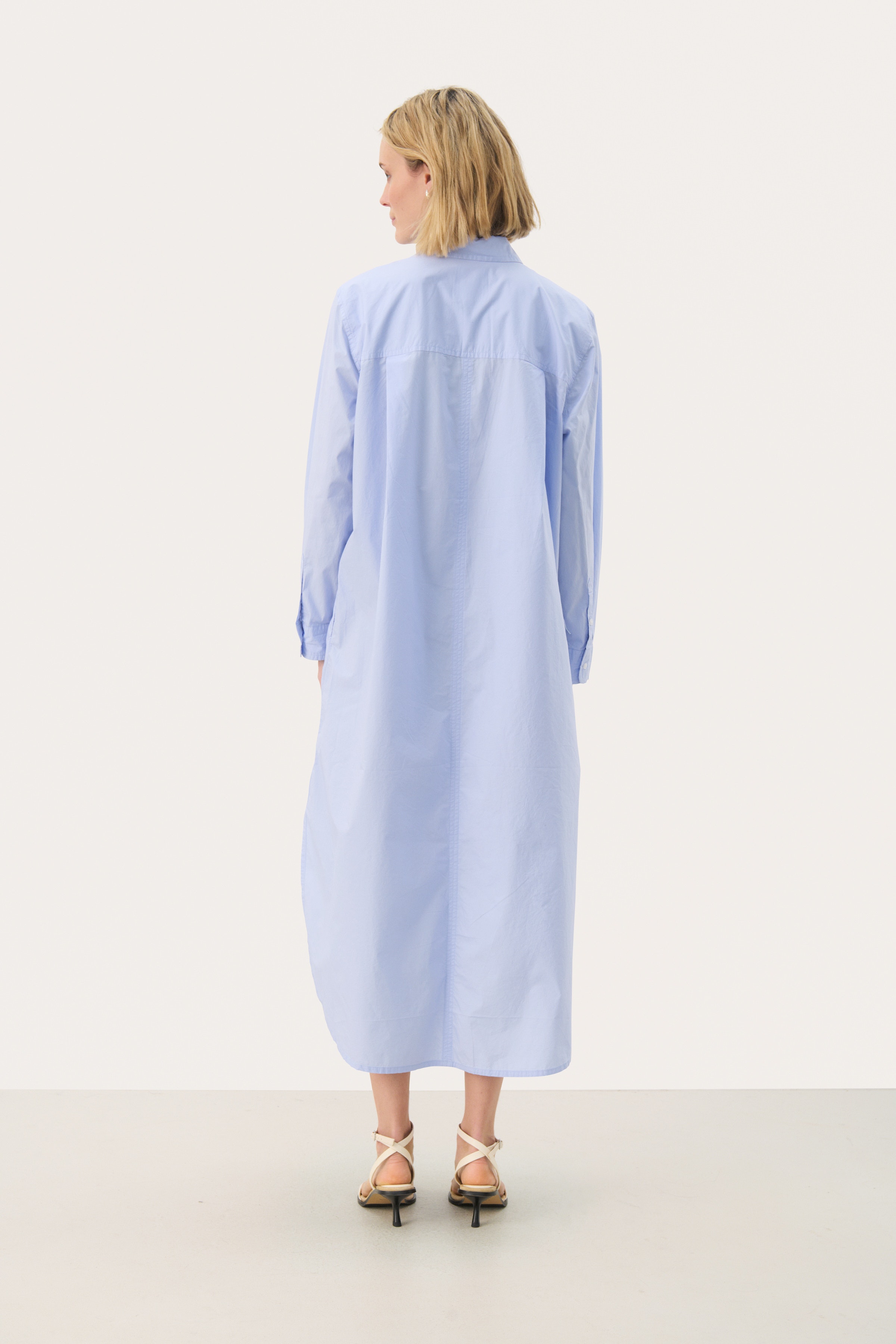 TinellaPW Kjole LOOKBOOK BACK 30309818-163922