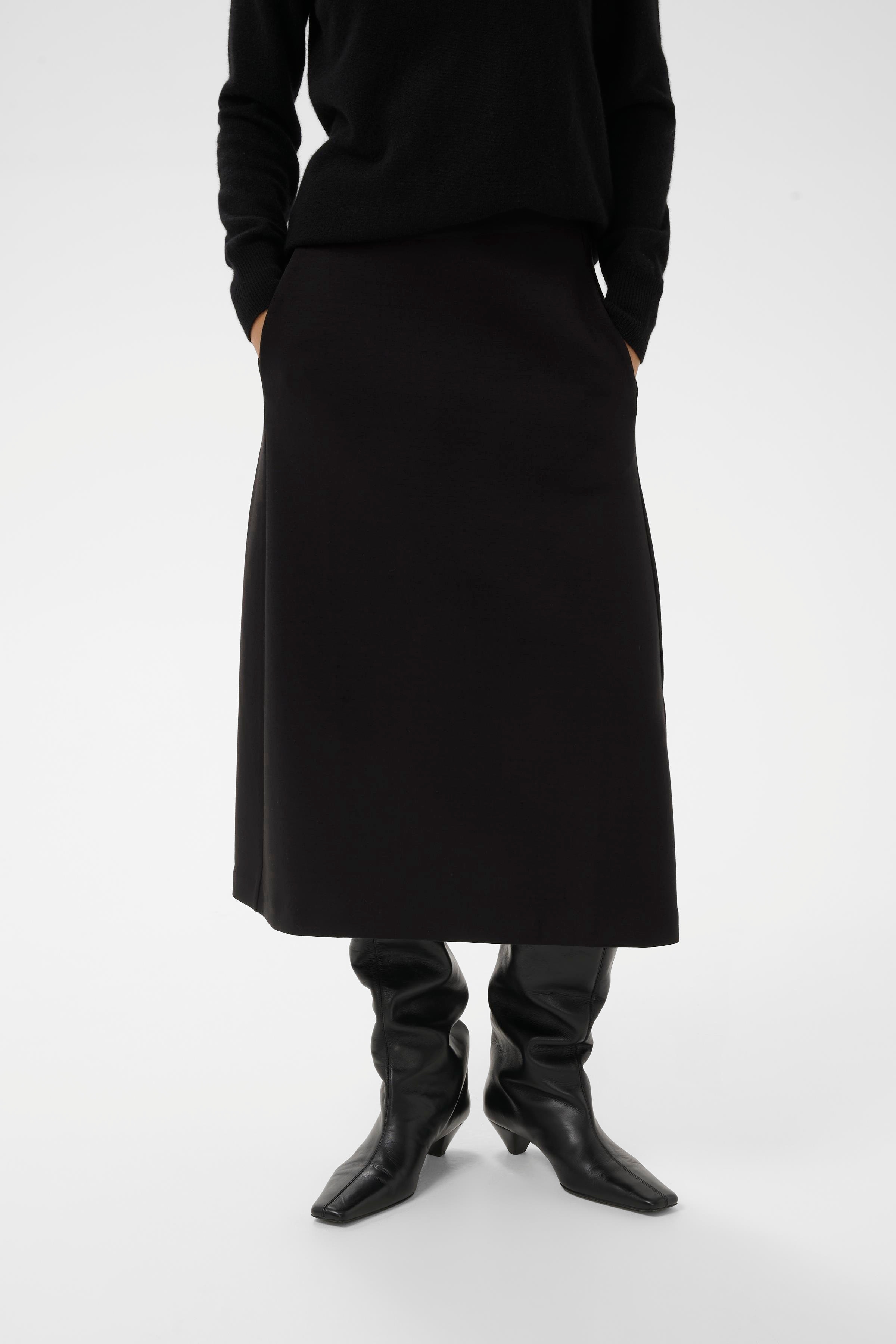 MoncentIW Skirt LOOKBOOK FRONT 30107482-194008