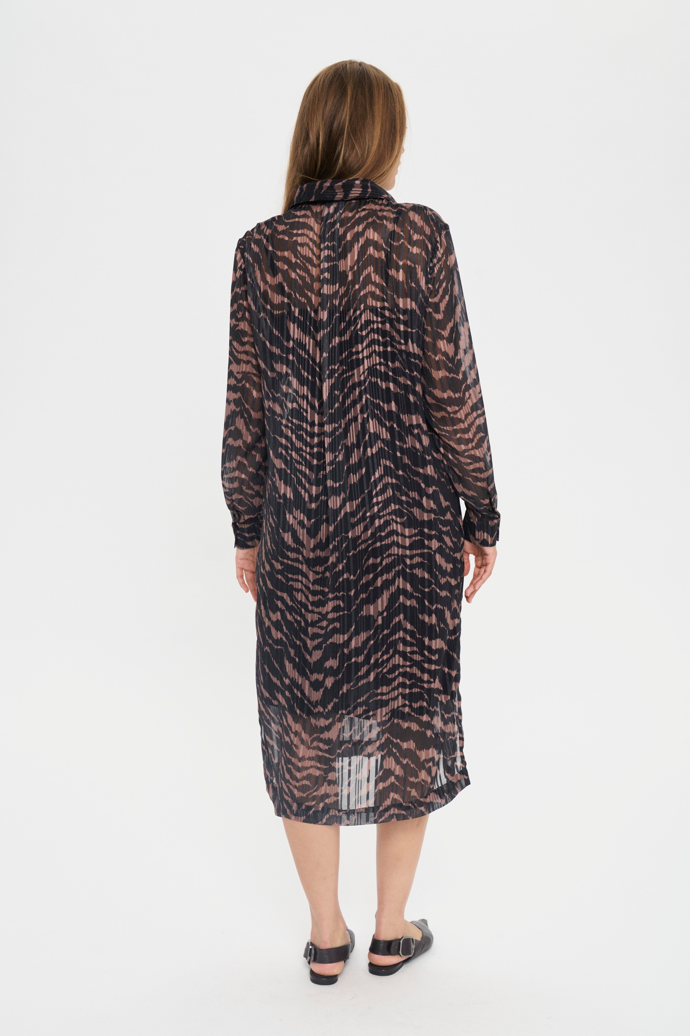 NestaSZ Kleid LOOKBOOK BACK 30514572-304346