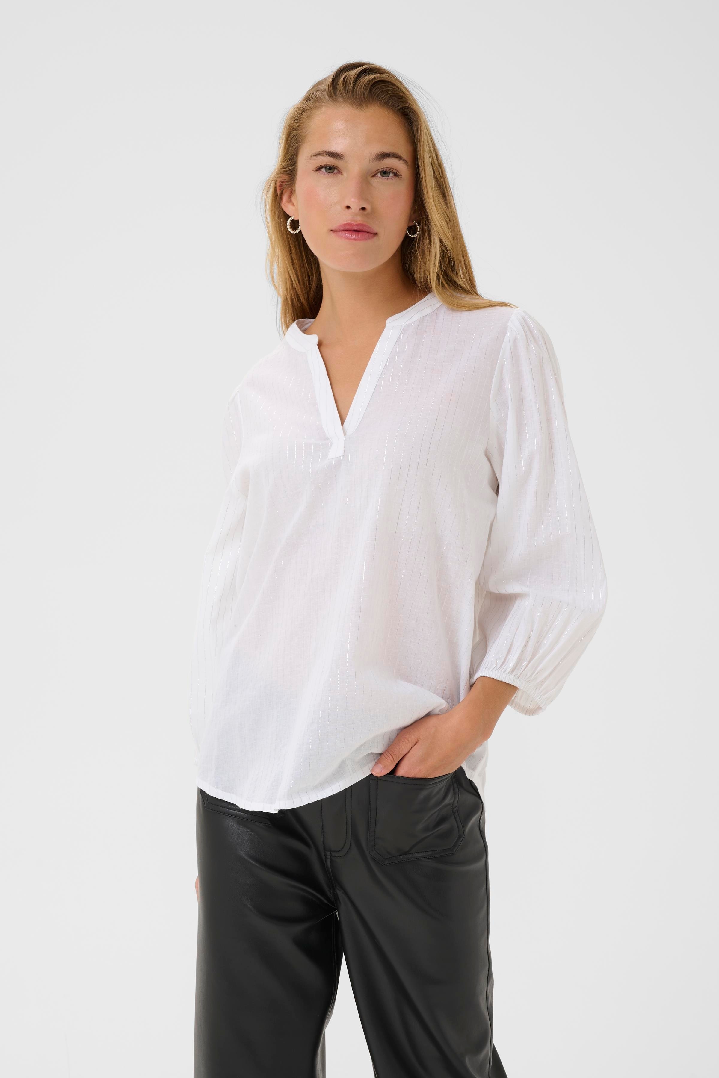 KAluise Blouse LOOKBOOK FRONT 10511016-110601