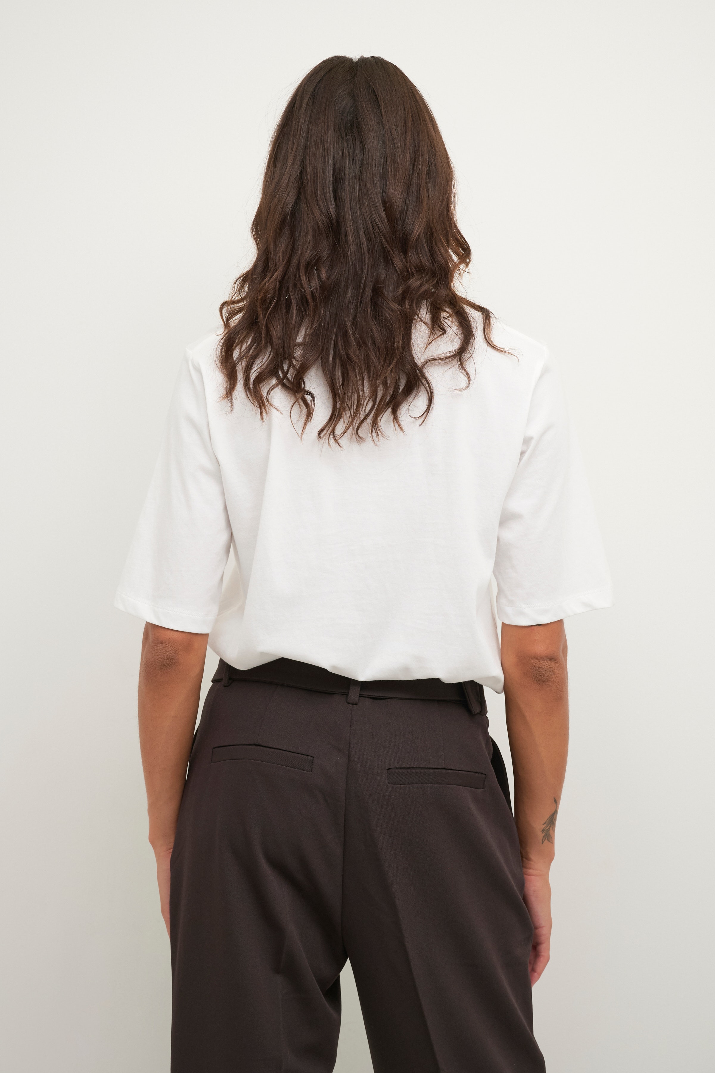 KAlis T-shirt LOOKBOOK BACK 10552125-104317