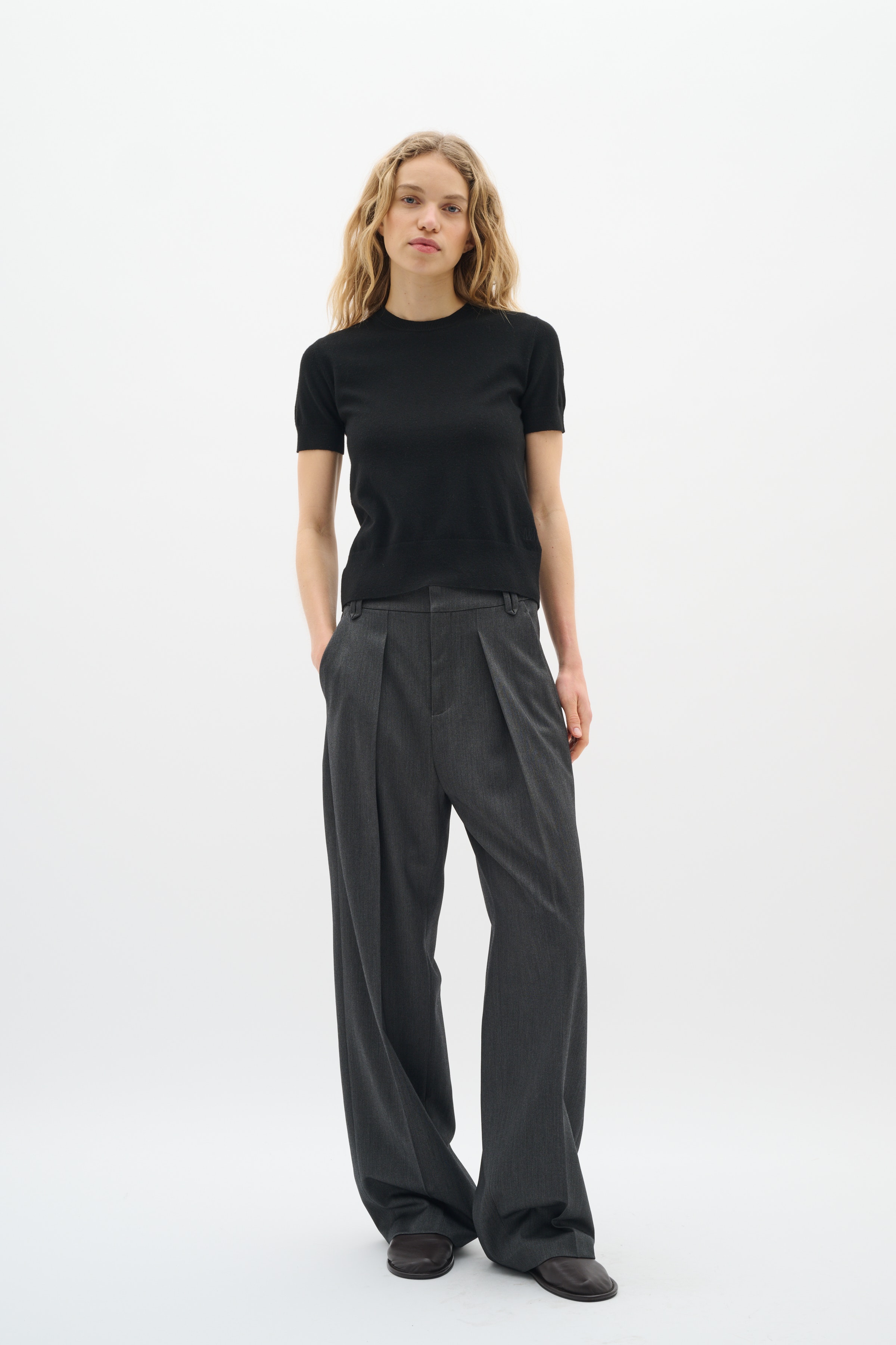 BrunildaIW Byxor LOOKBOOK FRONT 30111003-300596