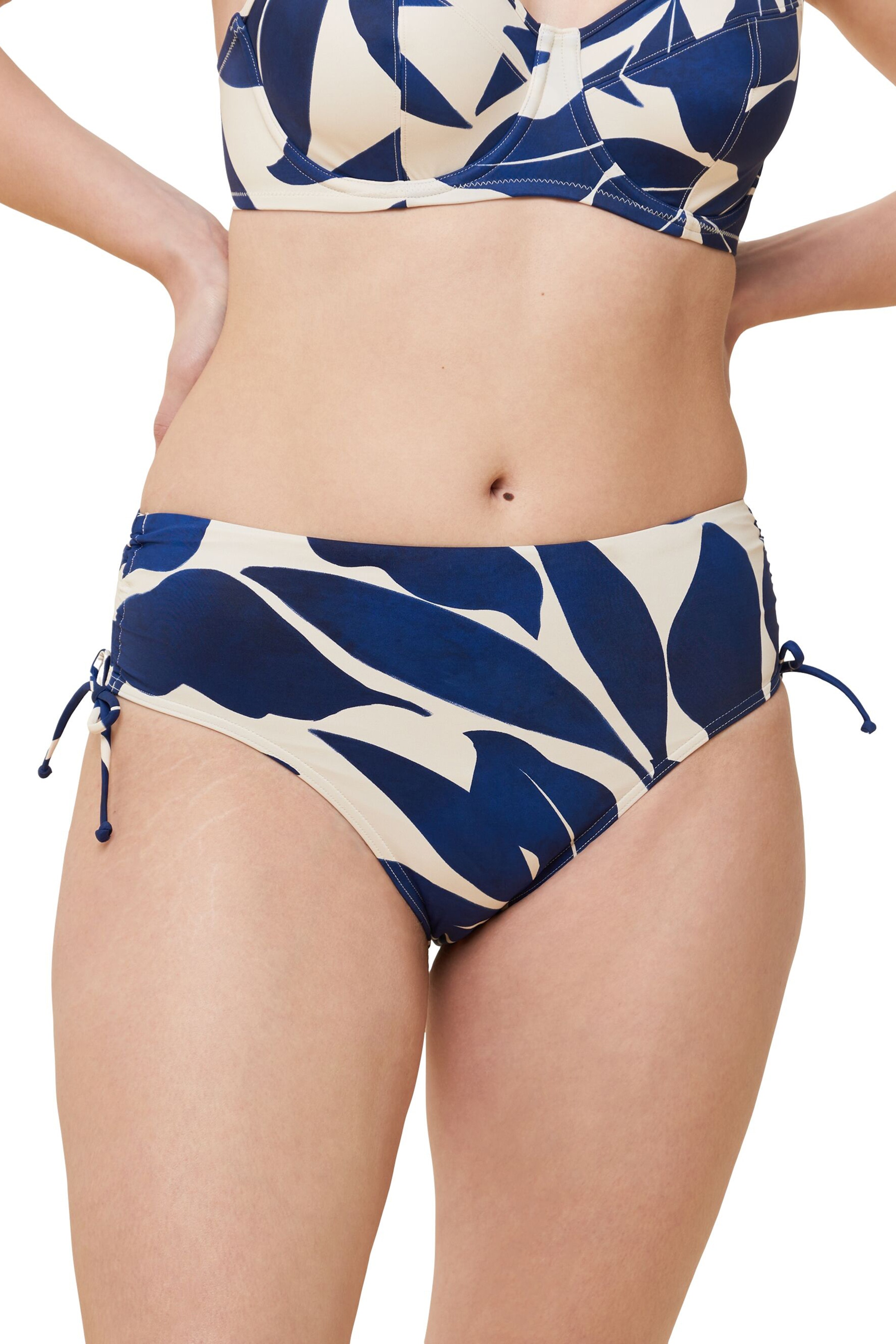 Bikinitrusse PACK FRONT 40500203-TM007