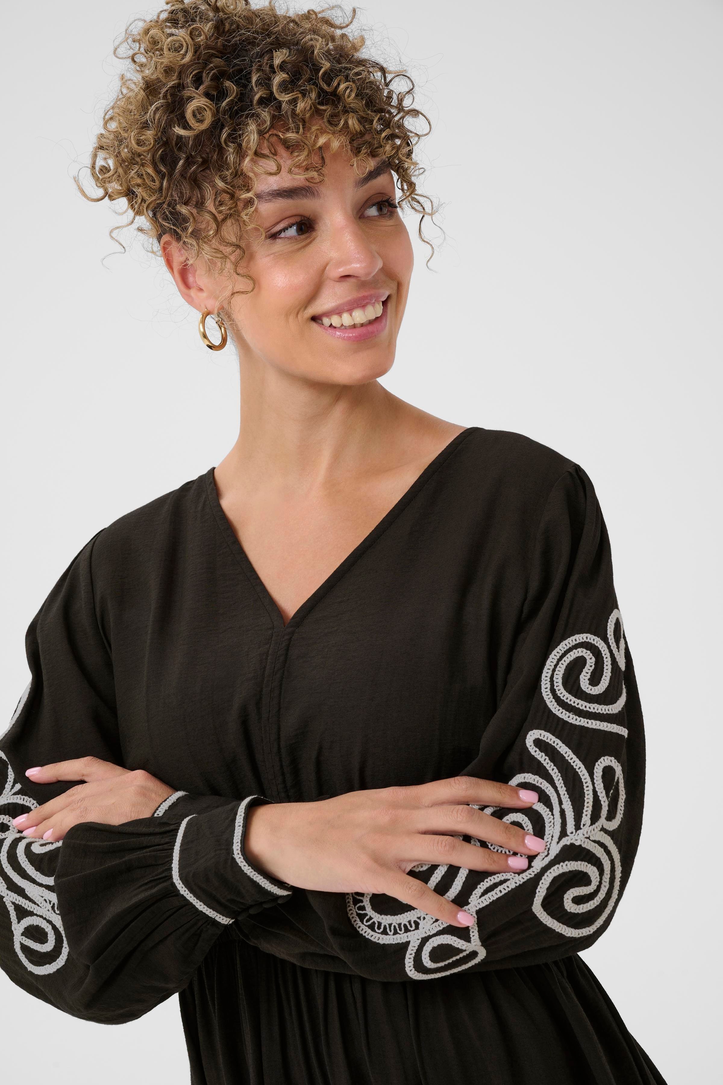 CRDanielle Dress LOOKBOOK DETAIL 10614730-100120