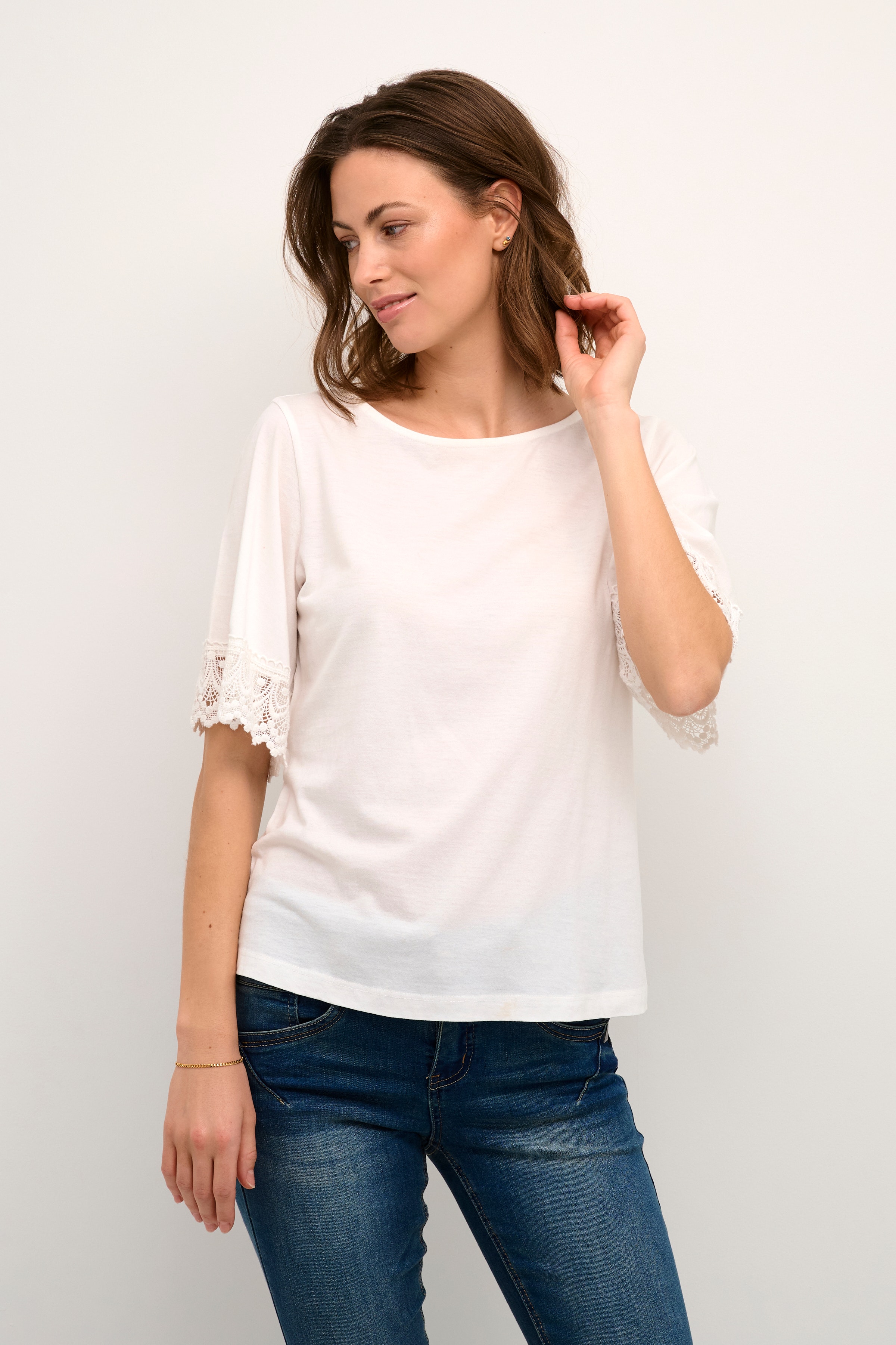 CRNaia T-shirt LOOKBOOK FRONT 10611691-110602