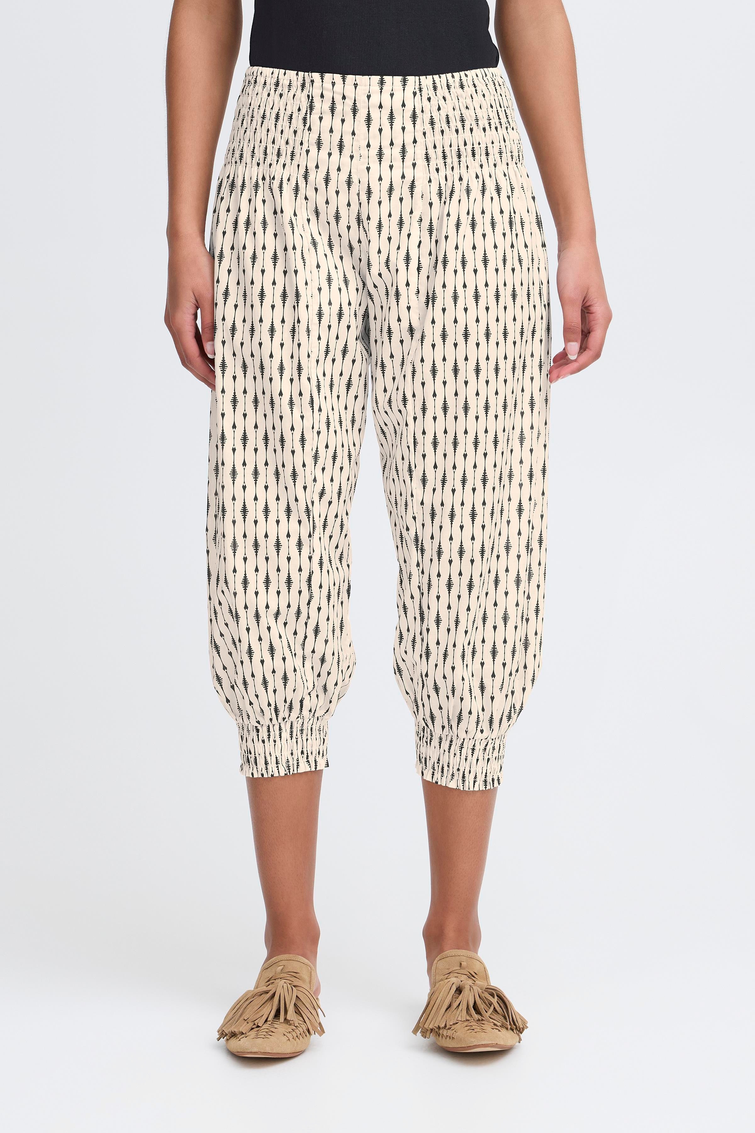 PZJILL Wide Capri Byxor LOOKBOOK FRONT 50200339-205178