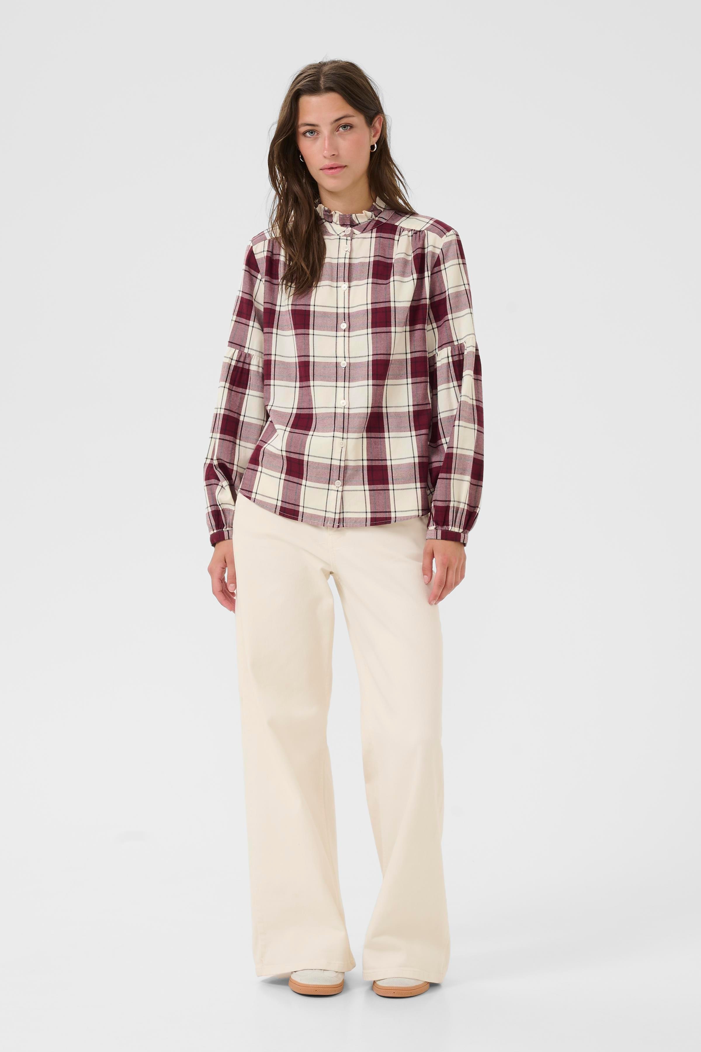 SamillaPW Shirt LOOKBOOK FRONT 30310087-304608