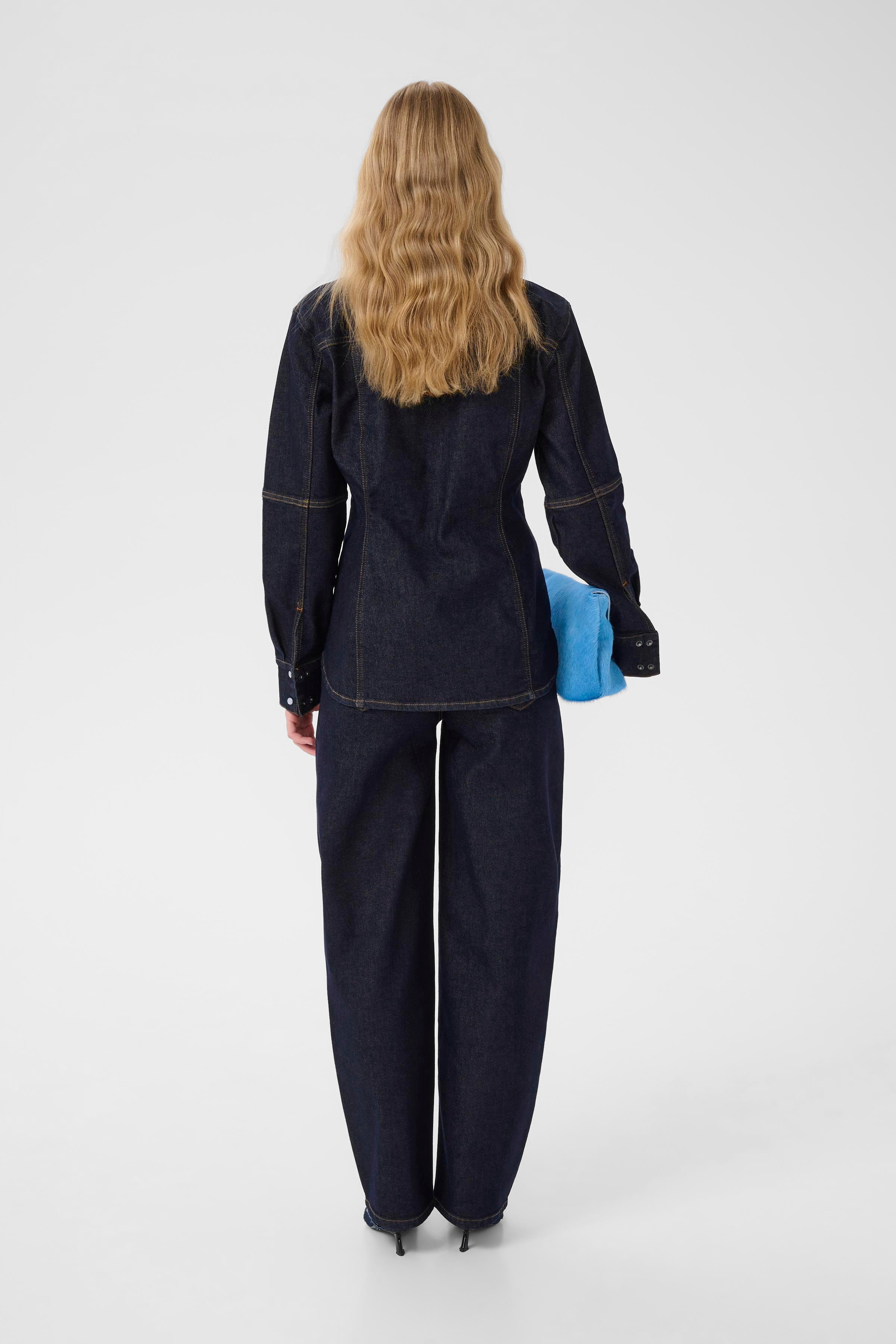 GZmae Denim shirt LOOKBOOK BACK 10910867-102429