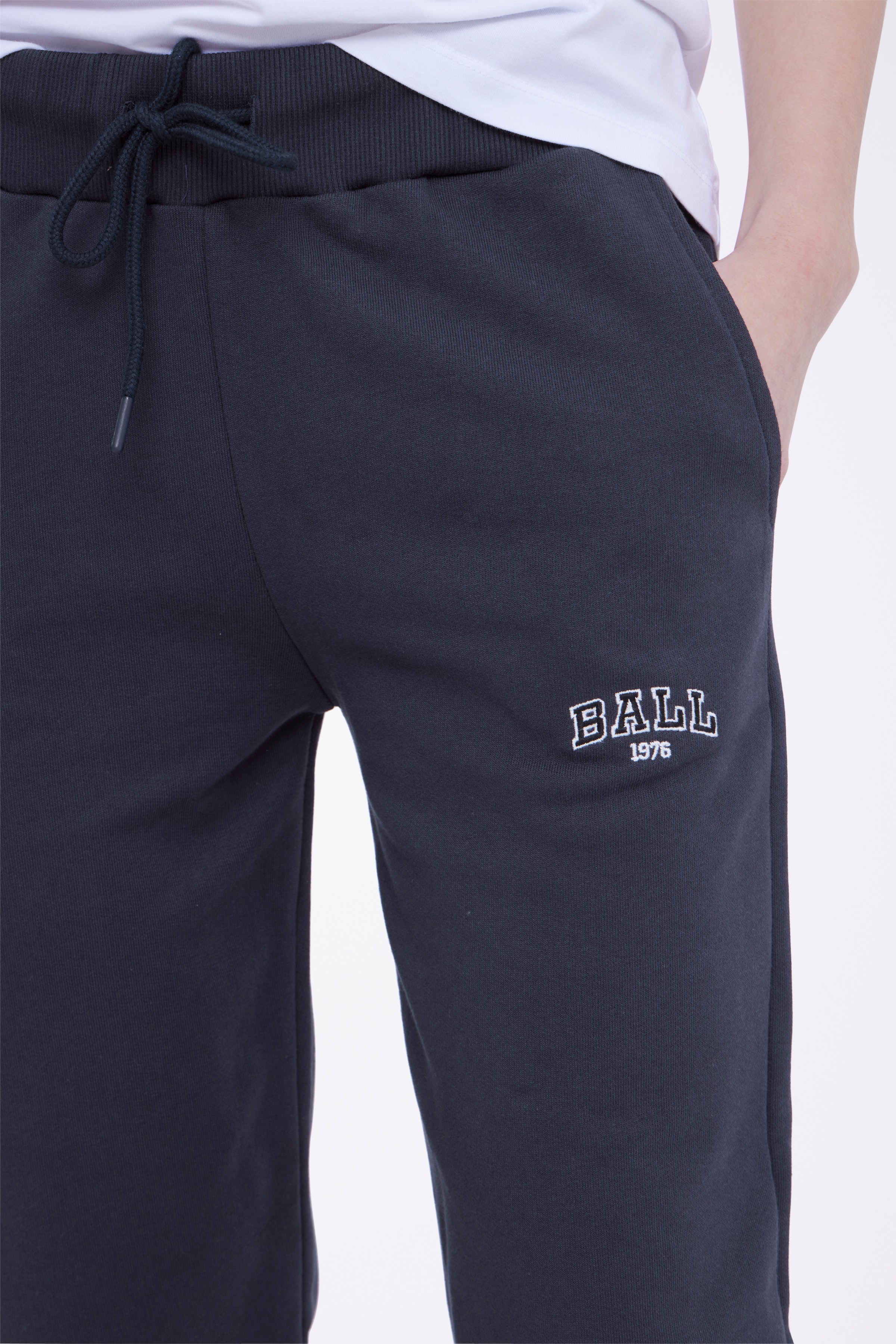 G. JACK SWEATPANTS LOOKBOOK DETAIL 50400036-194127