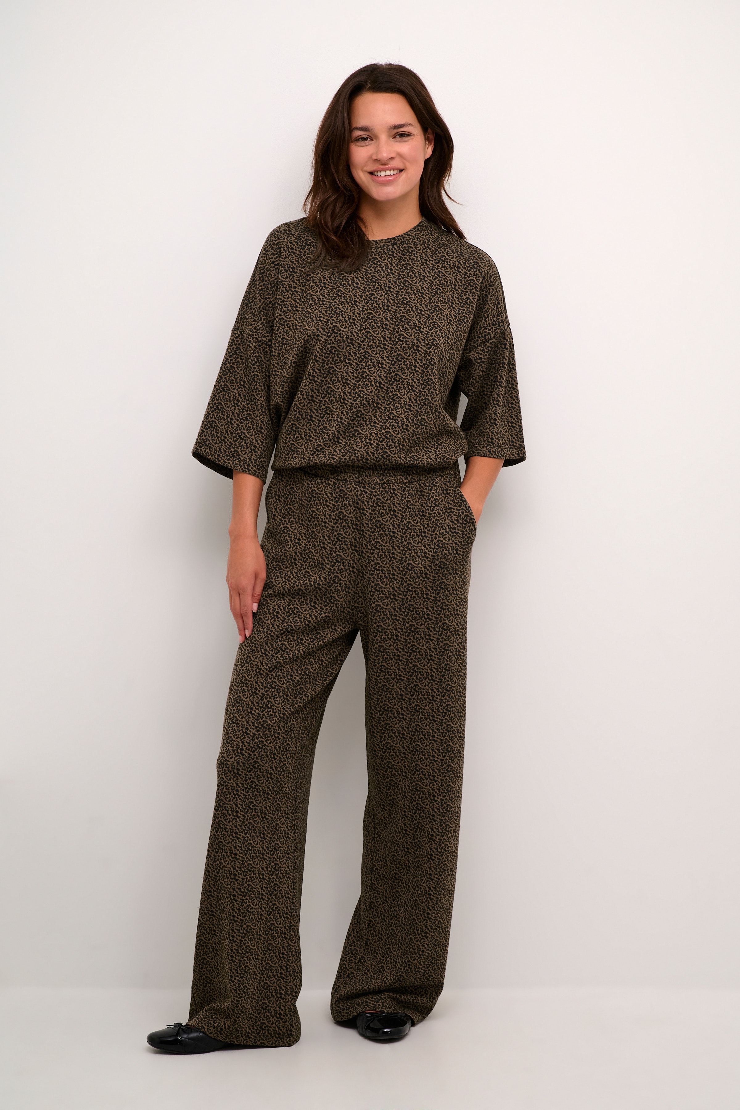 BPliana Trousers LOOKBOOK FRONT 10590725-106489B