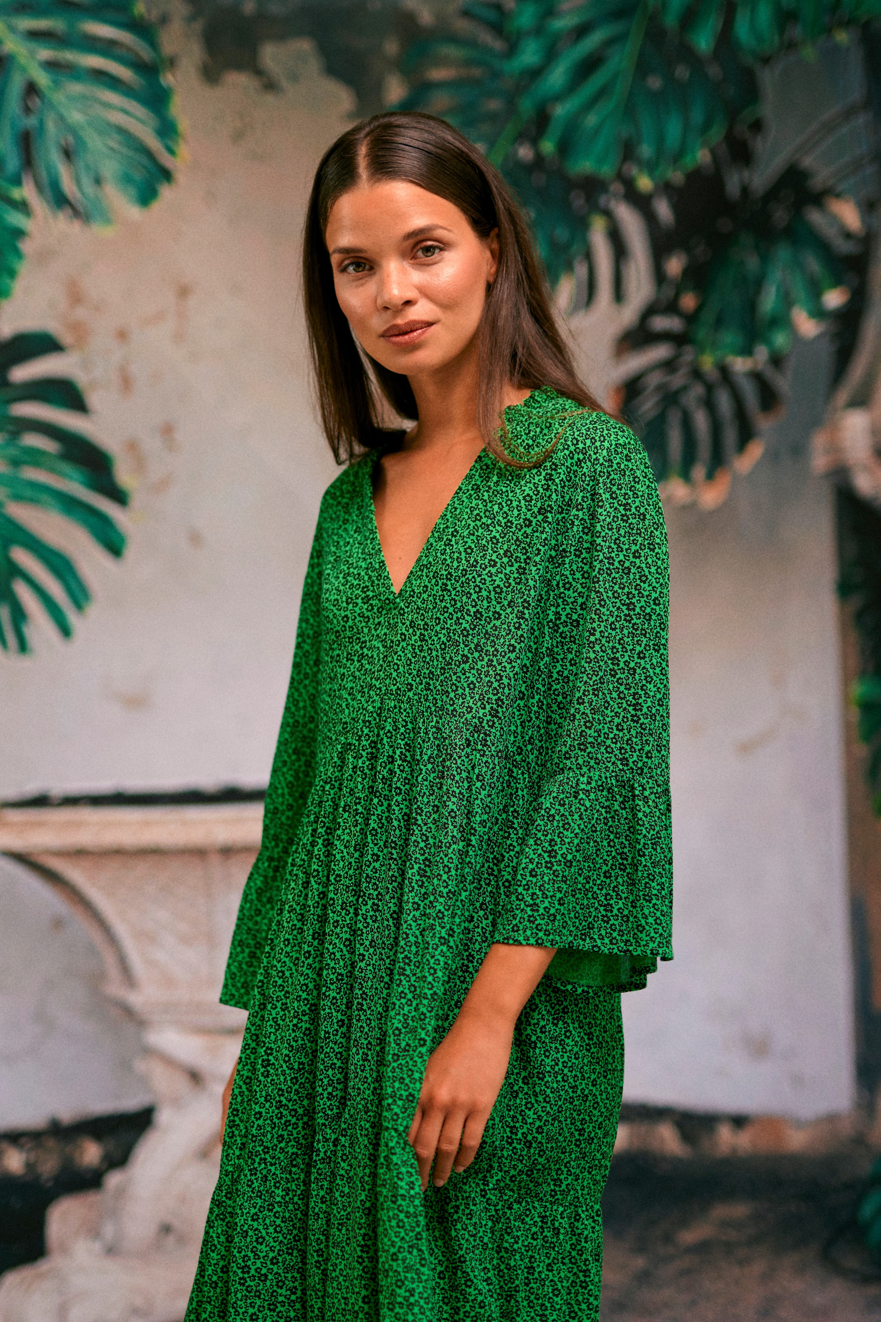 KAisolde Robe LOCATION NONE 10507512-104240