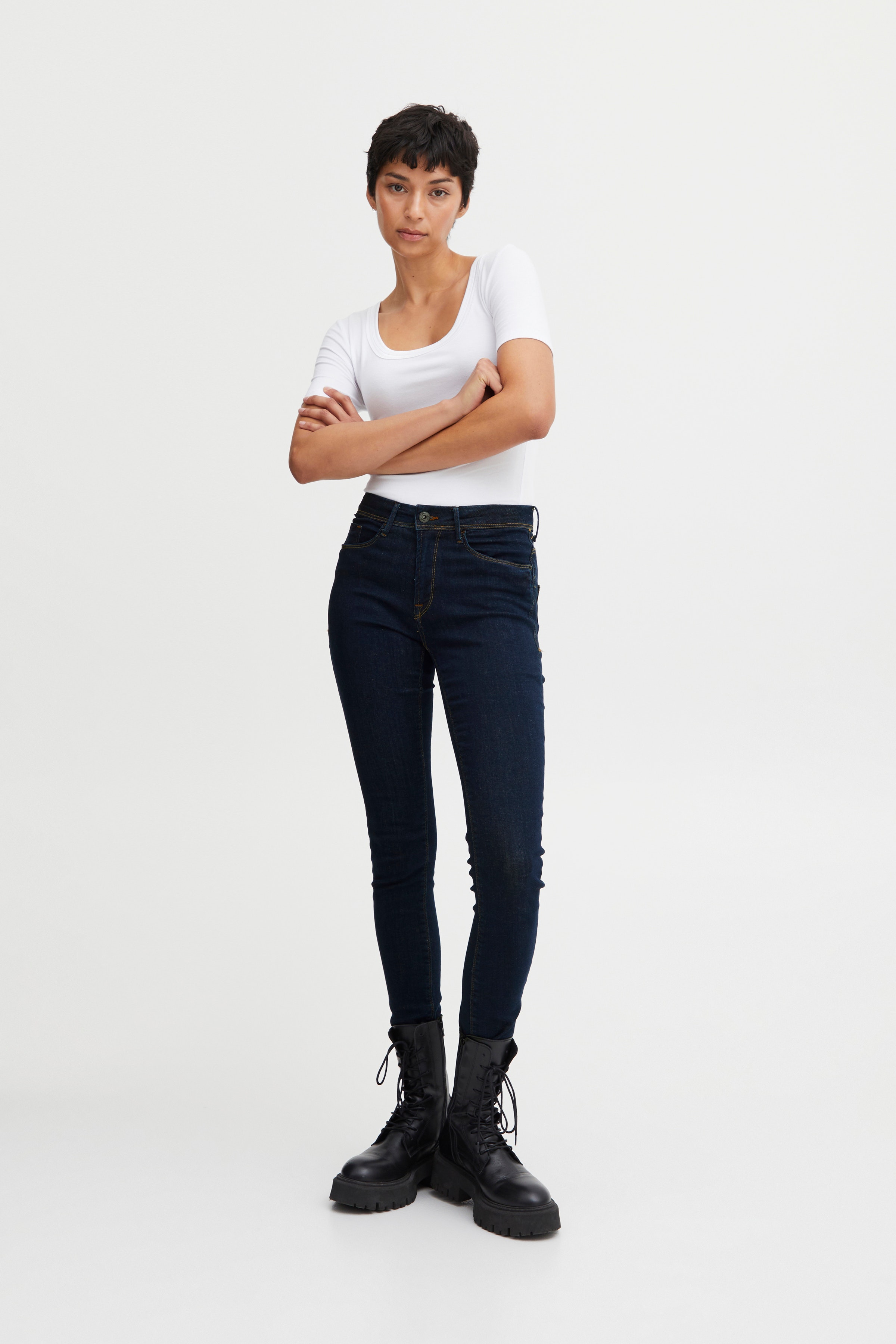 IHERIN Jeans LOOKBOOK FRONT 102036-19038