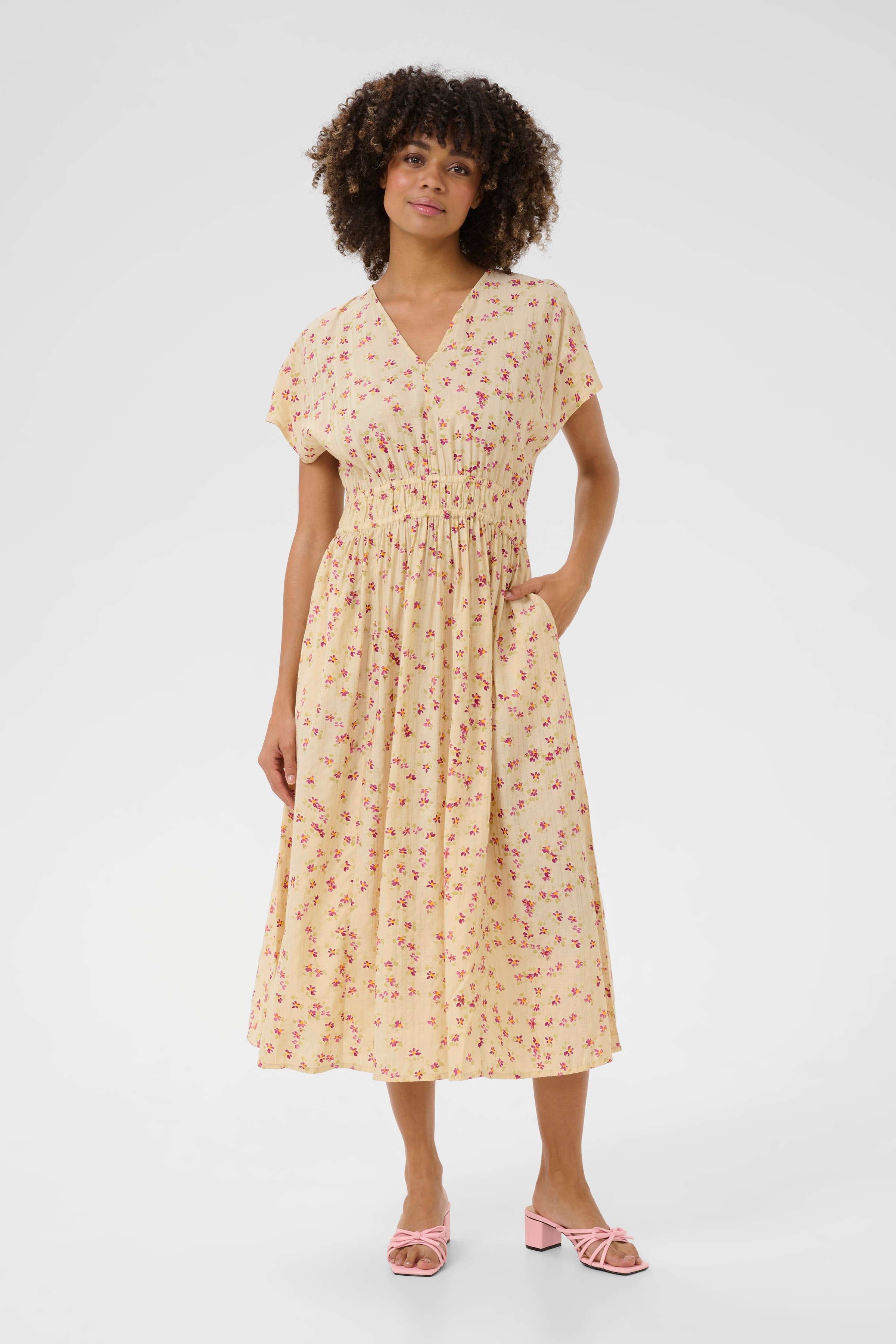 CUpuglia Kjole LOOKBOOK FRONT 50111847-107669