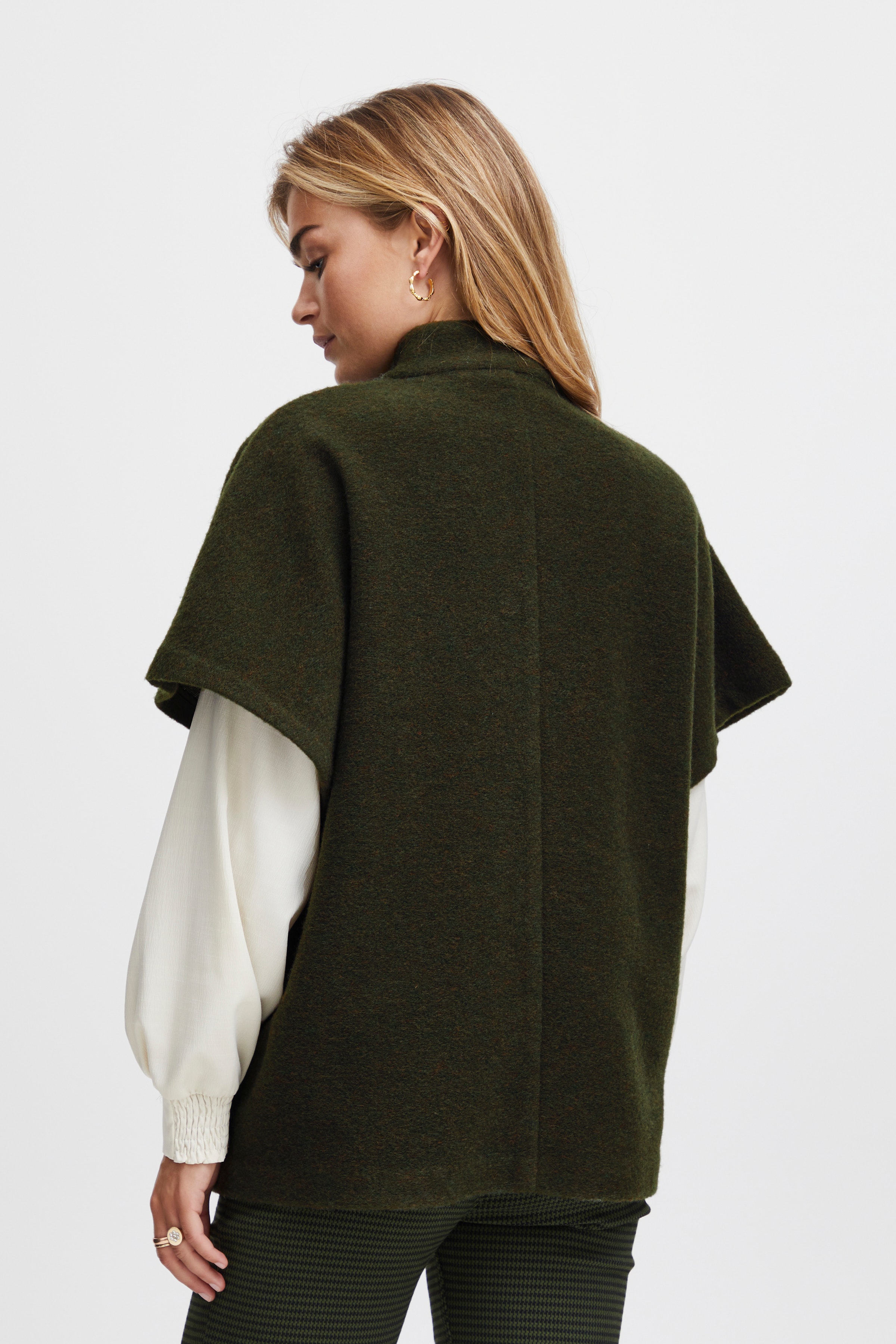 FREVA Waistcoat LOOKBOOK BACK 20612747-1904191