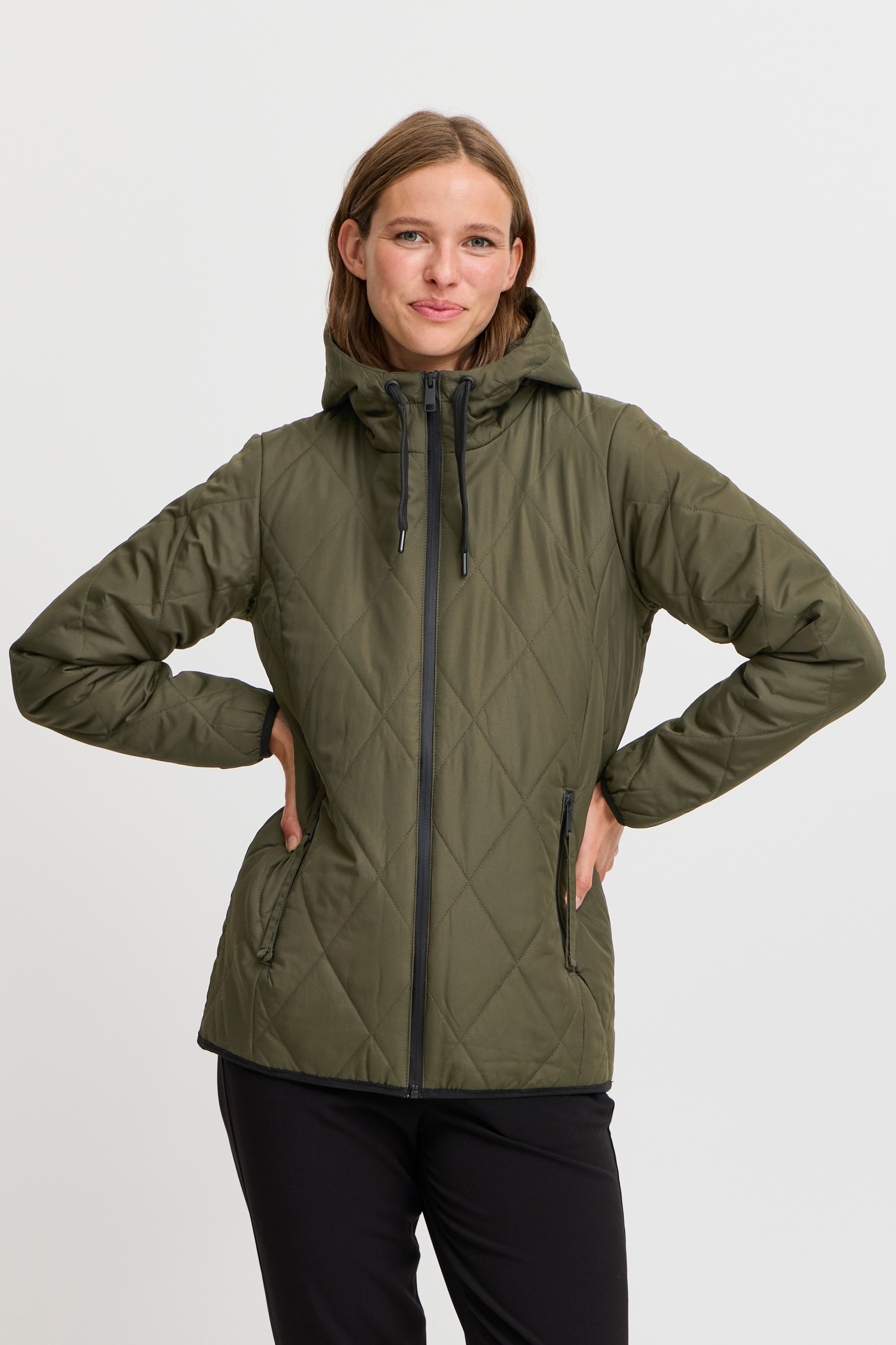 BYBELIS Yttertøy LOOKBOOK FRONT 20815796-190414