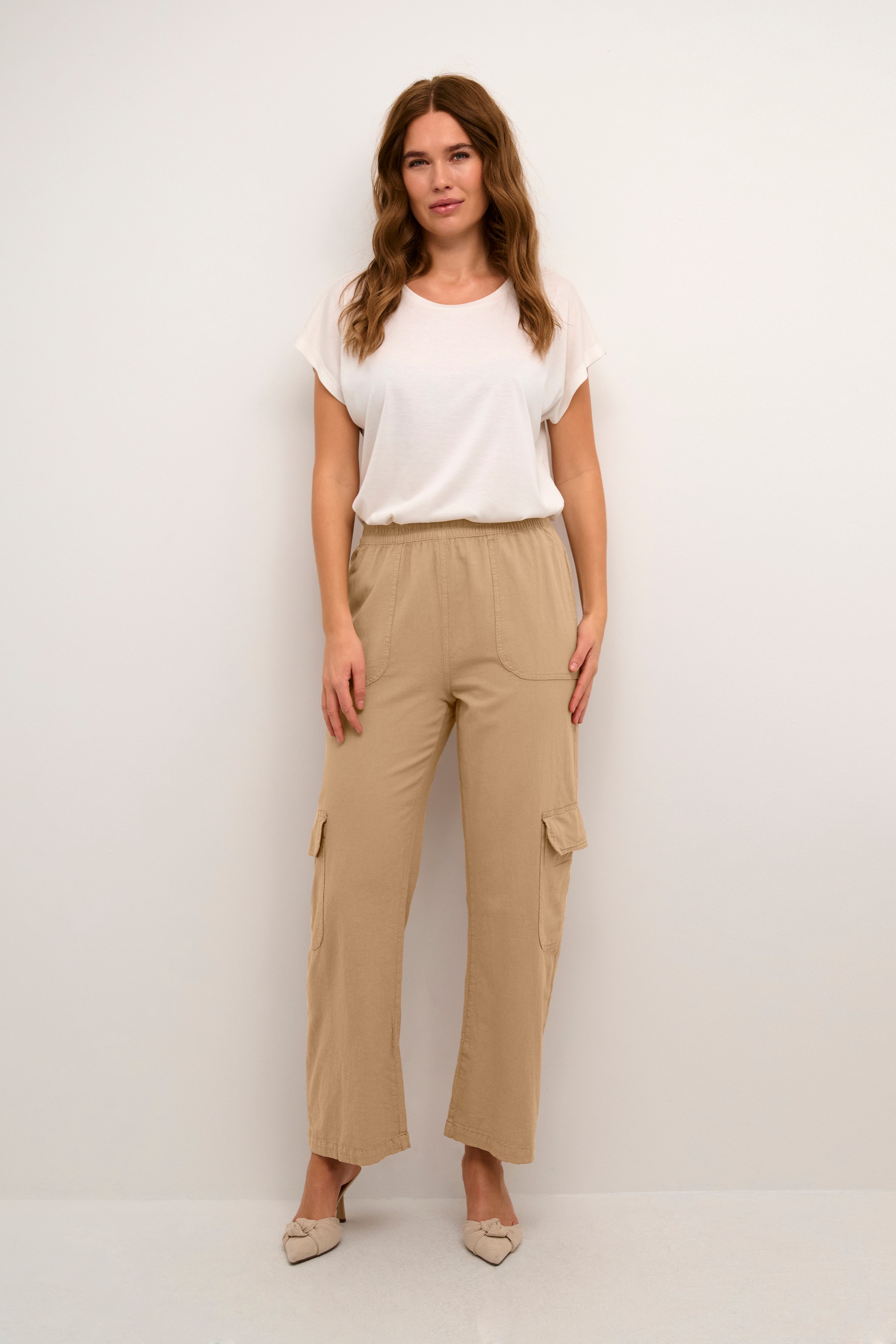 KAnaya Trousers LOOKBOOK FRONT 10508358-101239