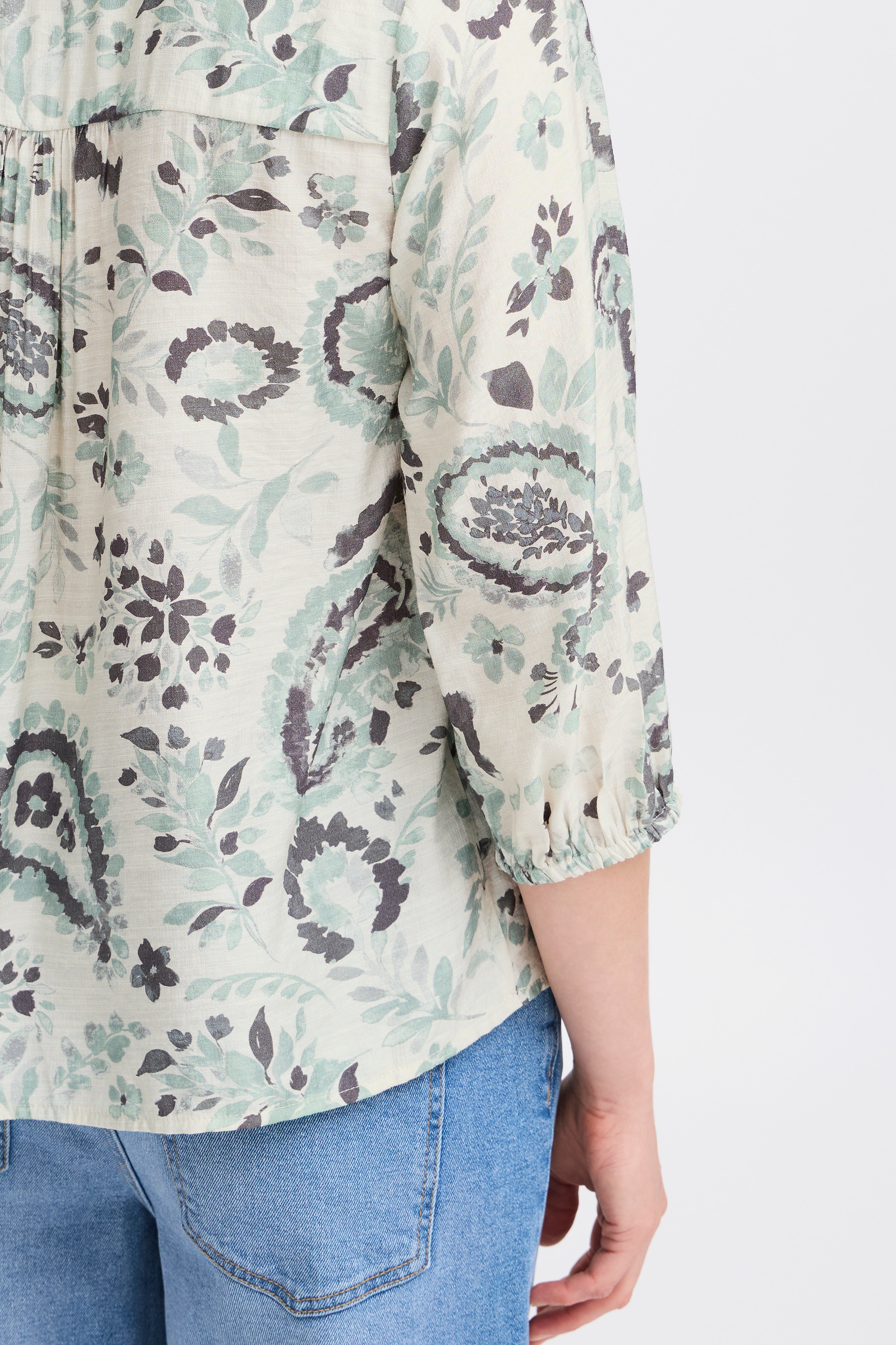 FRARIANA Blus LOOKBOOK DETAIL 20615424-204505