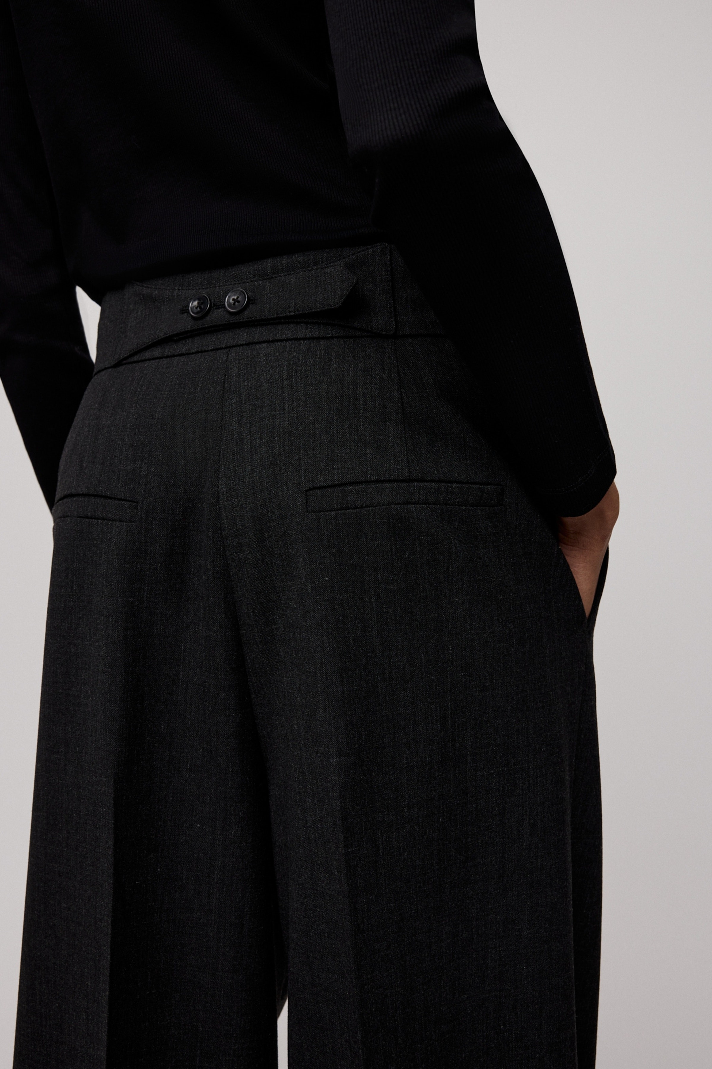 PRESCILLIA SUE Trousers LOOKBOOK DETAIL 30600623-GY949