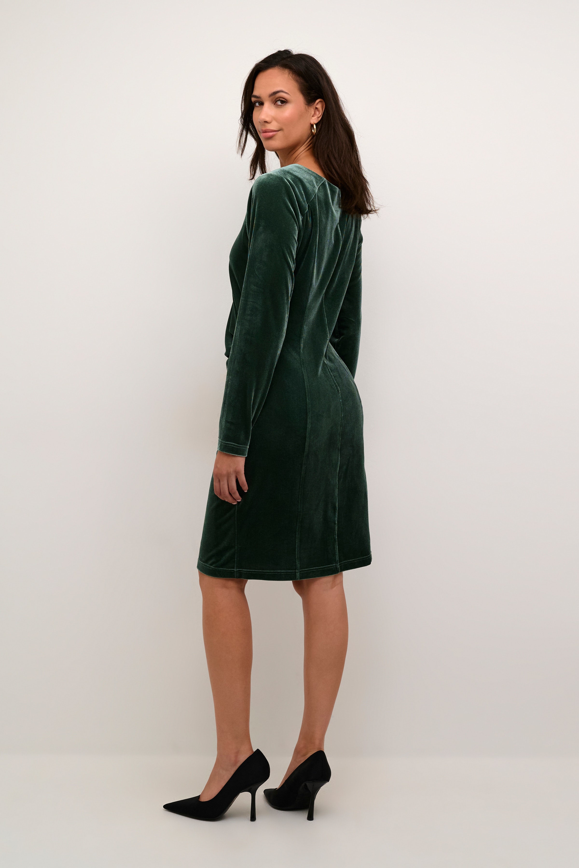 Kelly Velour dress LOOKBOOK BACK 10501495-185913