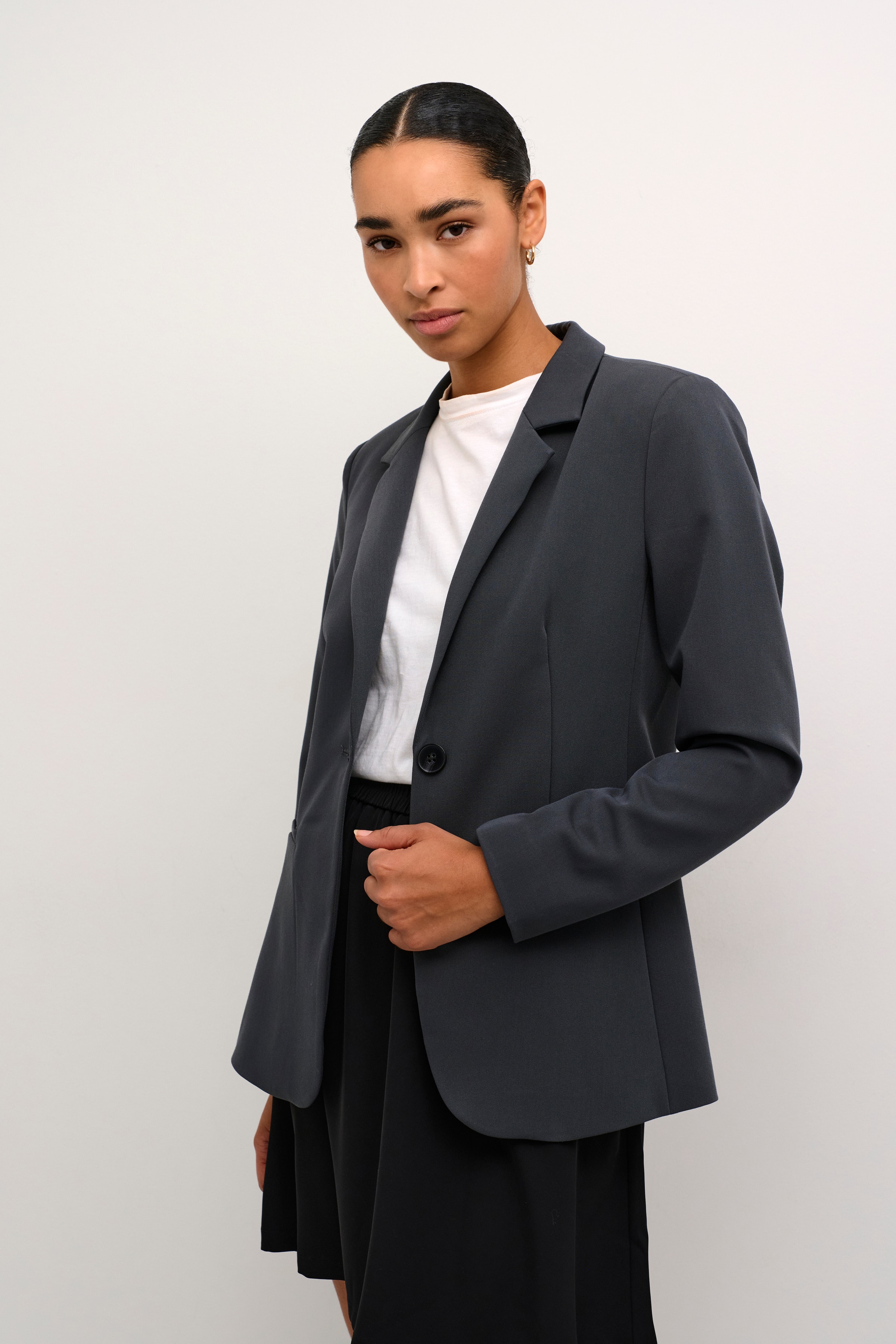 KAsakura Blazer LOOKBOOK FRONT 10506684-190205