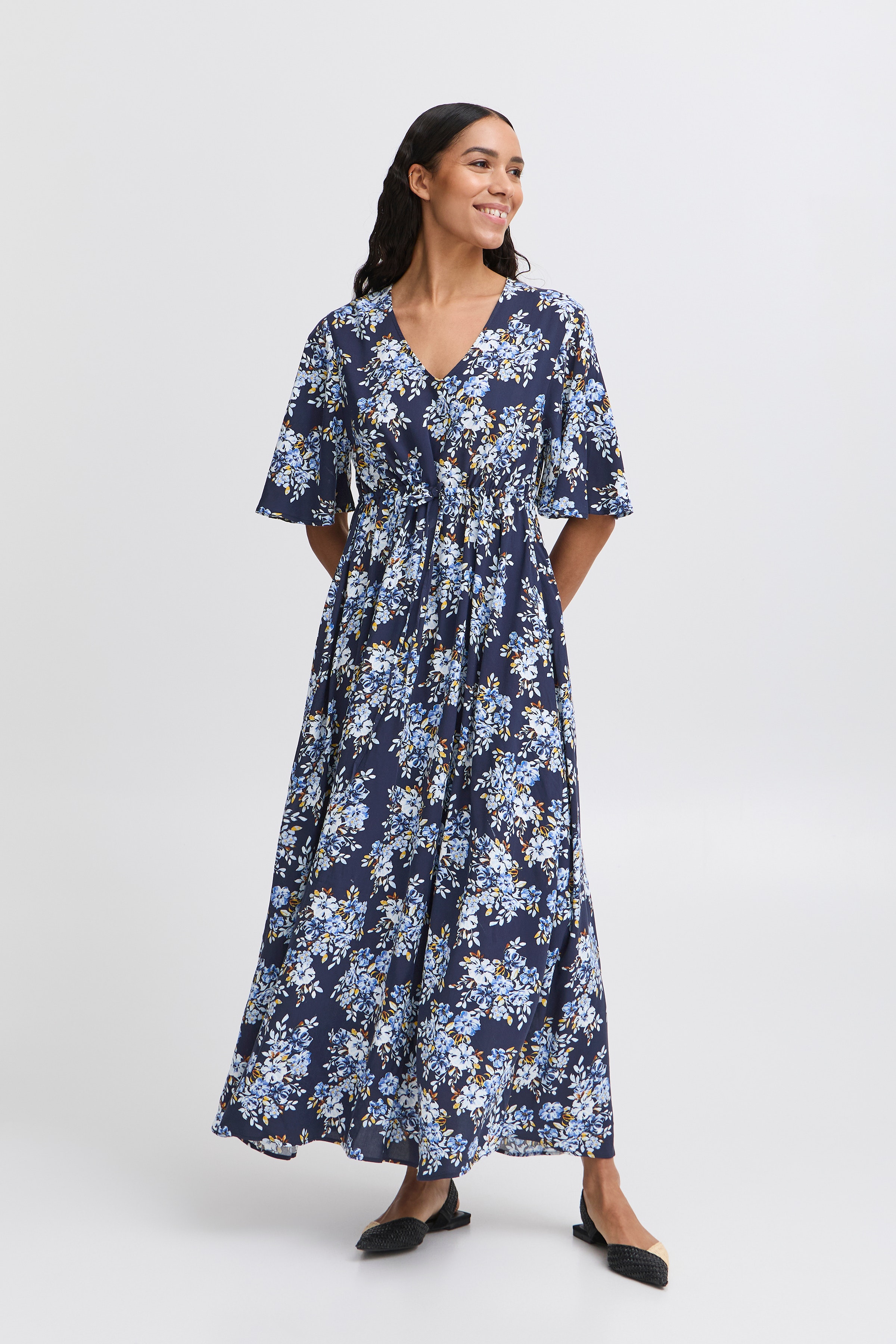 BYMMJOELLA Kjole LOOKBOOK FRONT 20816532-204600