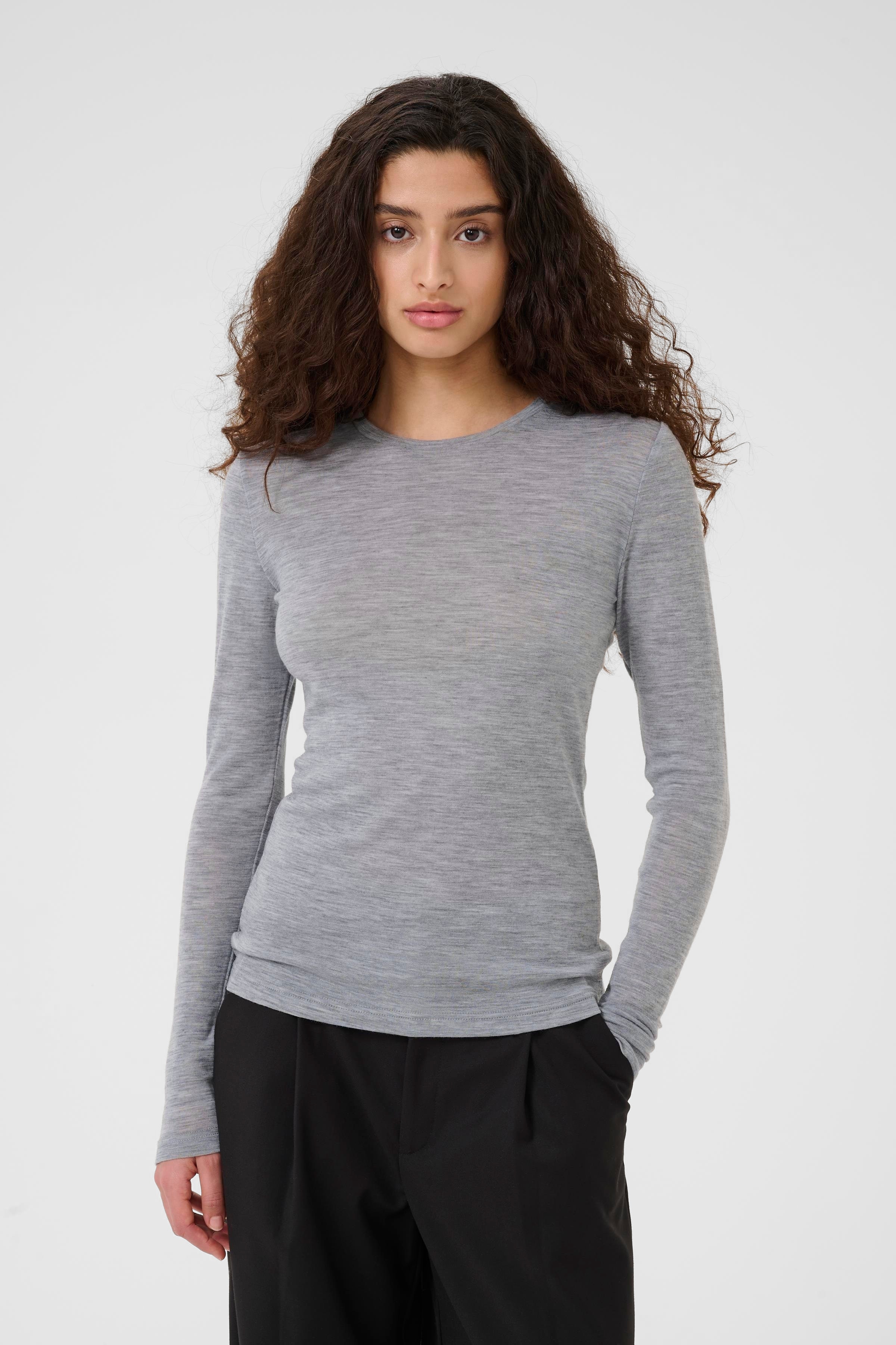 NiniaGZ T-shirt LOOKBOOK FRONT 10906718-108961
