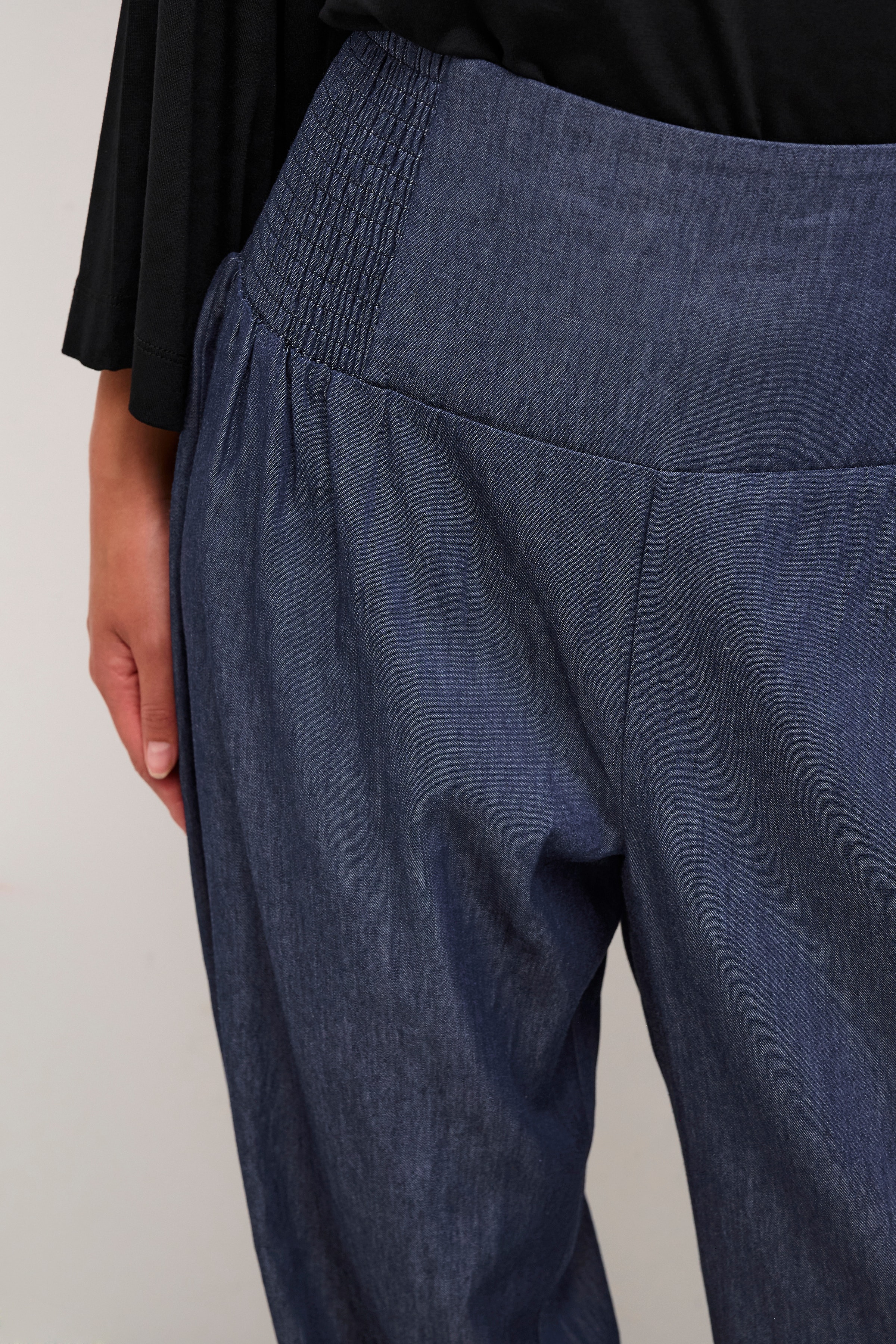 BPelicia Bukser LOOKBOOK DETAIL 10590734-107175B