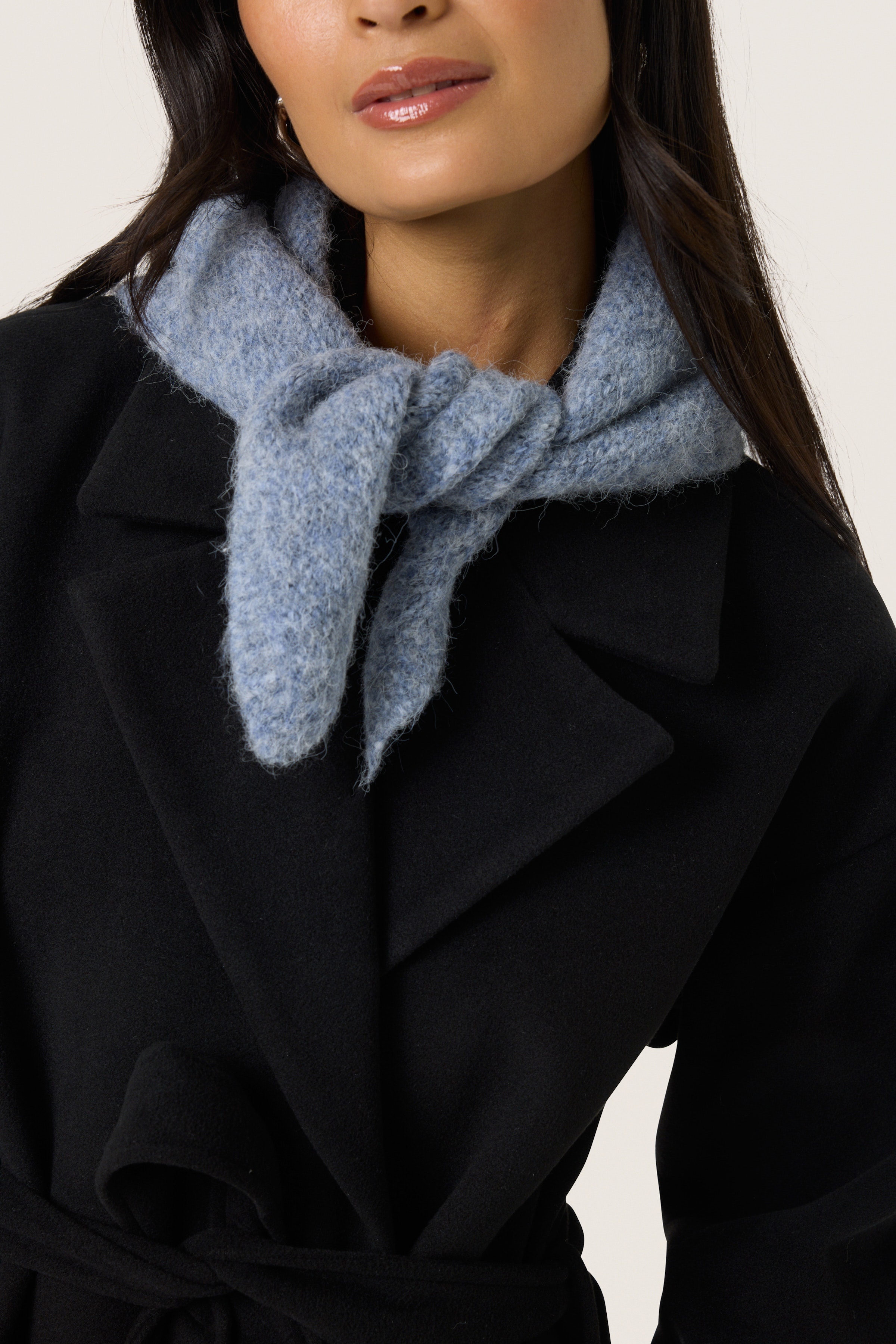SLPleoni Scarf LOOKBOOK DETAIL 30408576-1839211