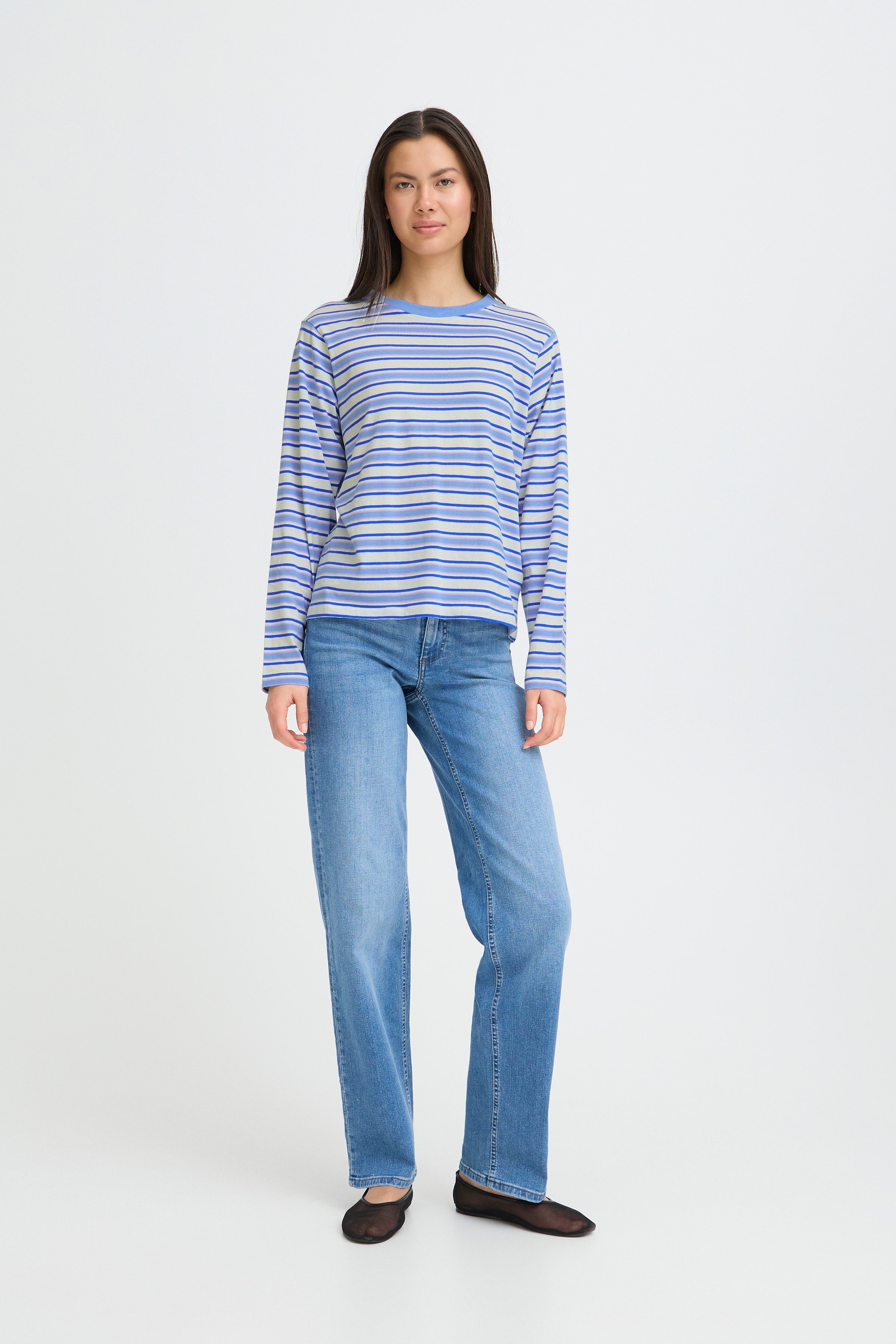 IHMIRA T-shirt LOOKBOOK FRONT 20125009-900003454